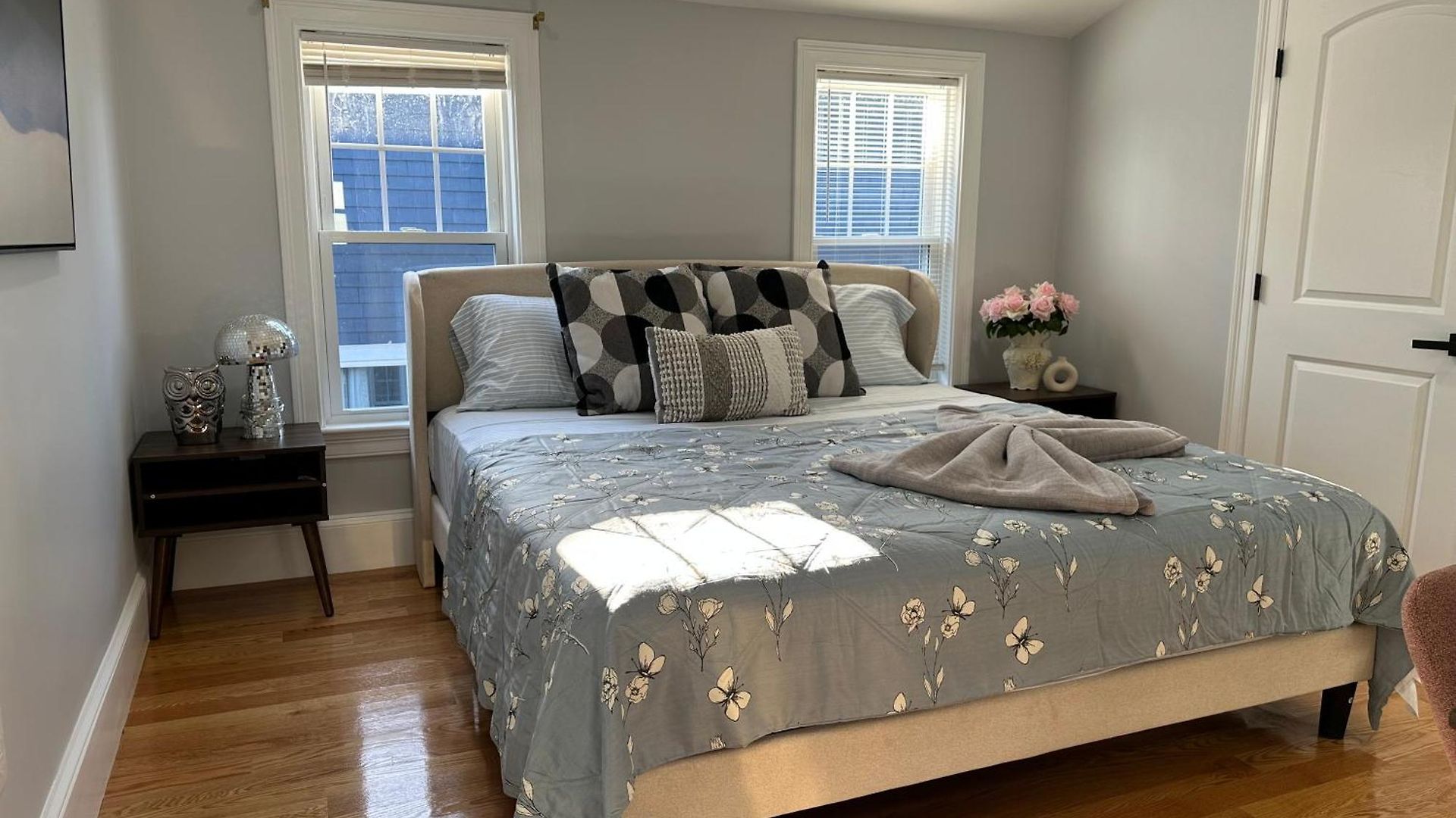 85c Brand New 3brwalk To Transit, Near Apartment