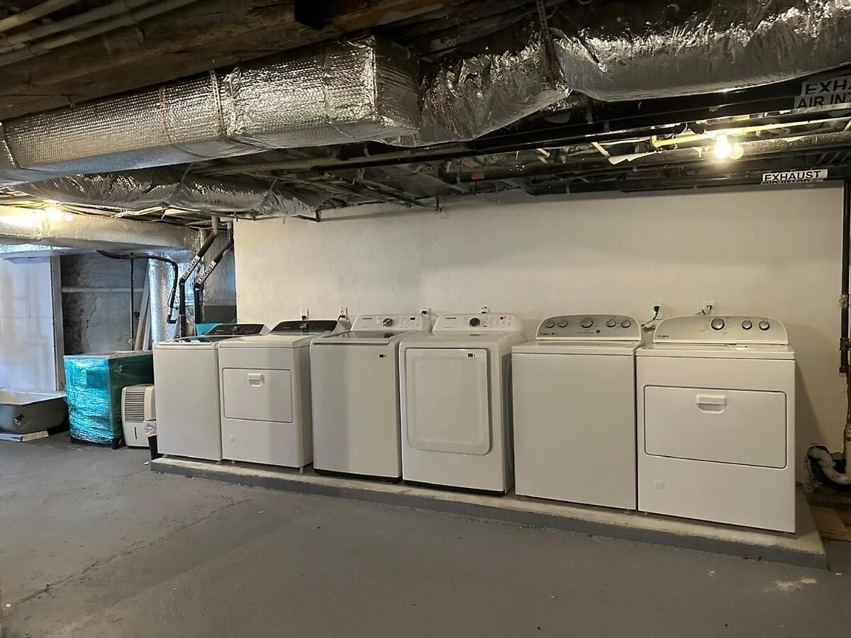 Apartment 85c Brand New 3brwalk To Transit, Near *