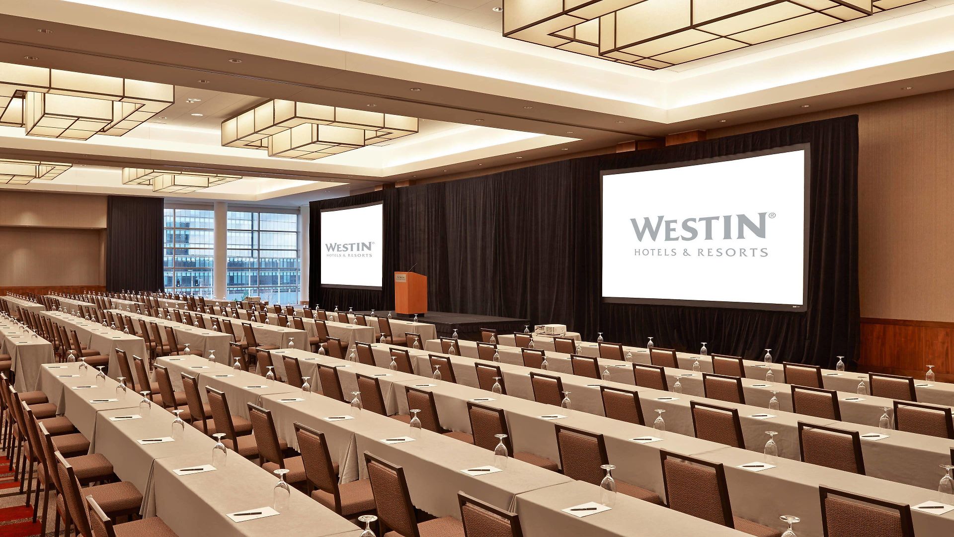 The Westin Seaport District 4*