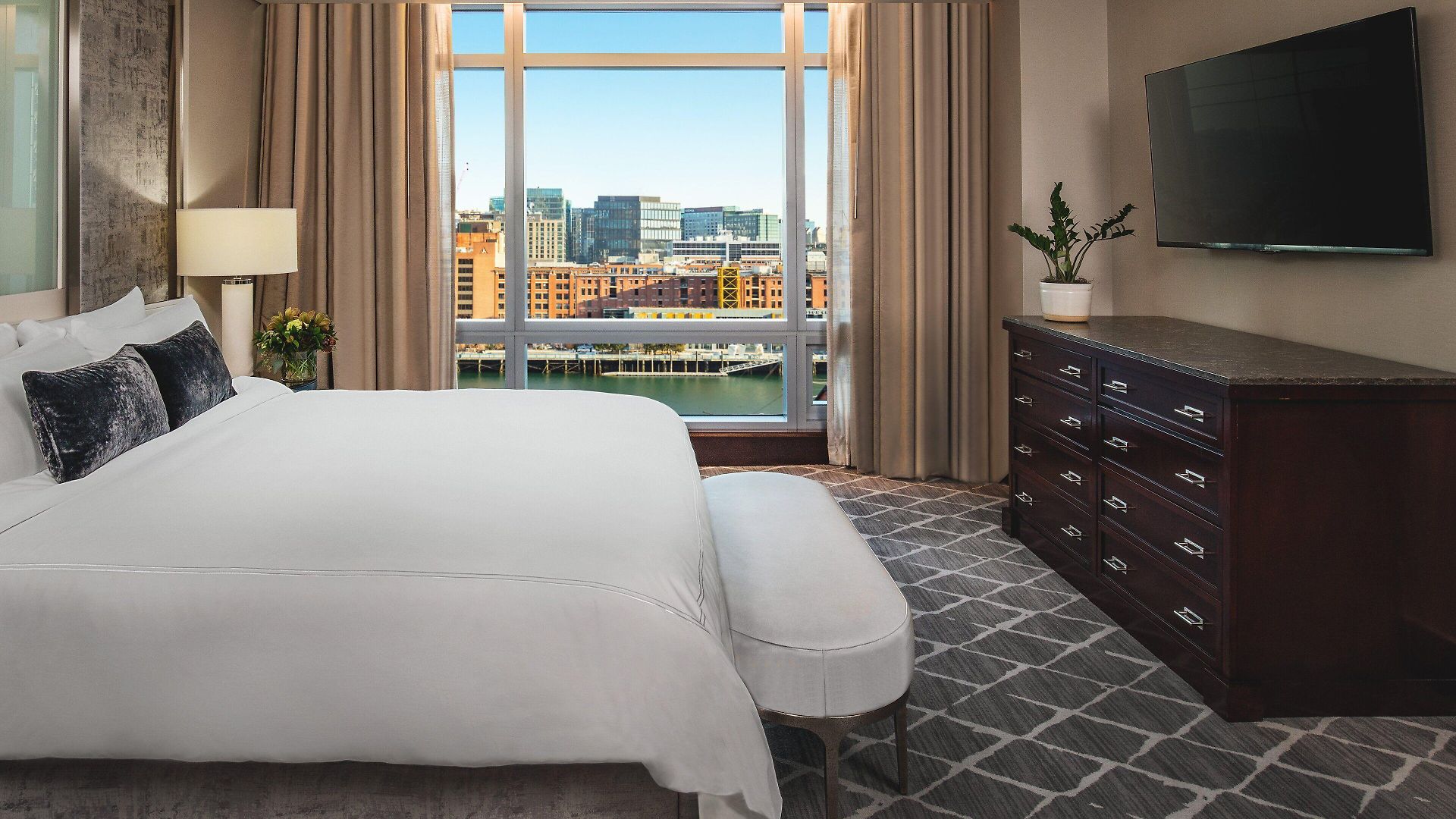Intercontinental By Ihg Boston