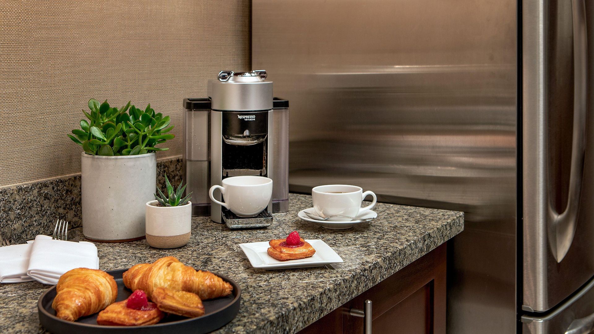 Intercontinental By Ihg Hotel Boston