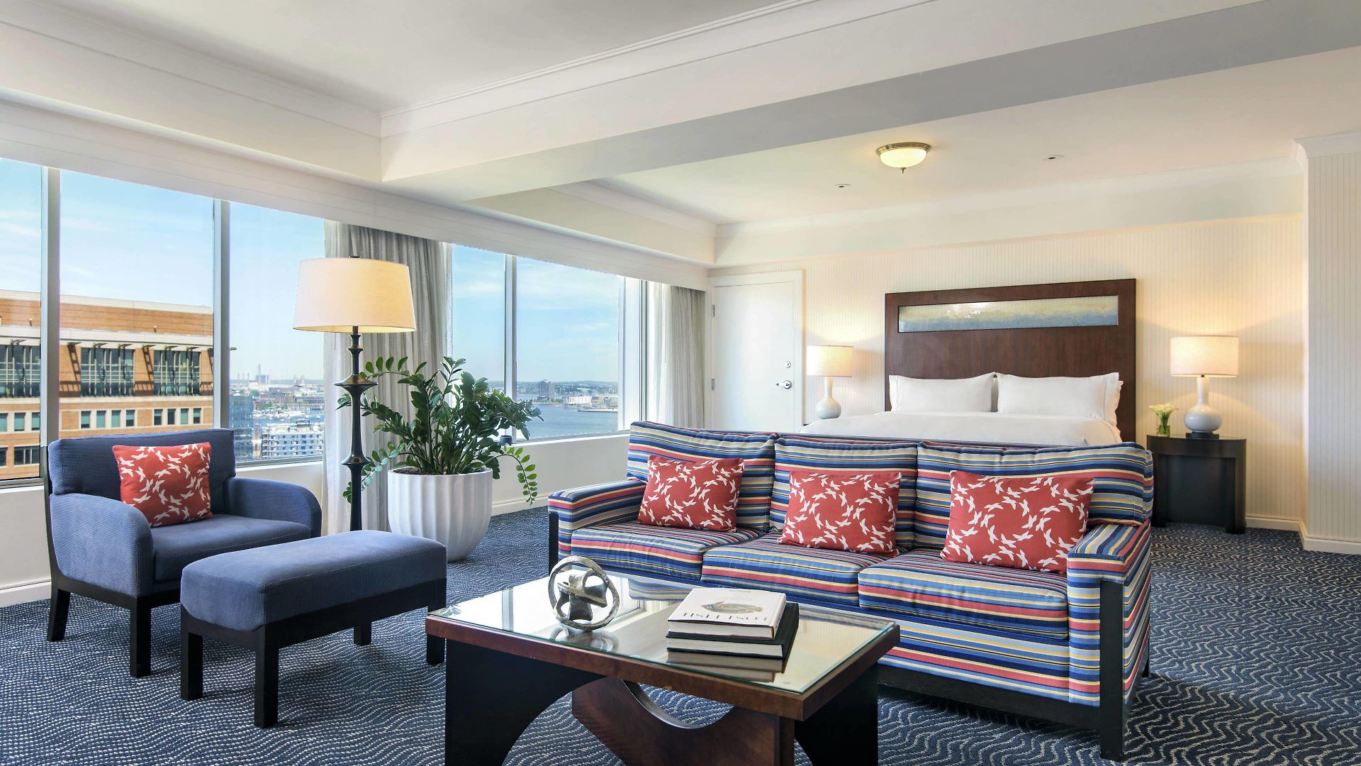 Hotel Renaissance Seaport District Boston