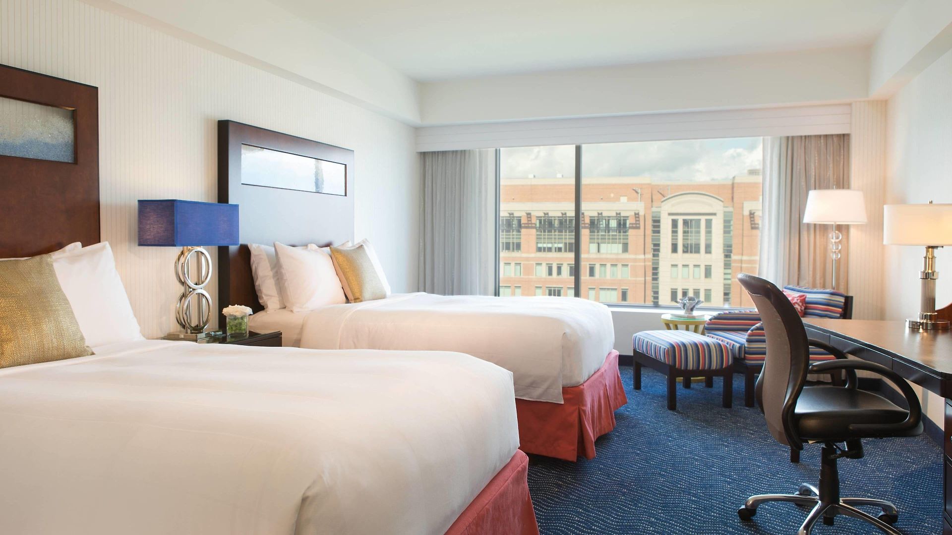 Renaissance Seaport District Hotel