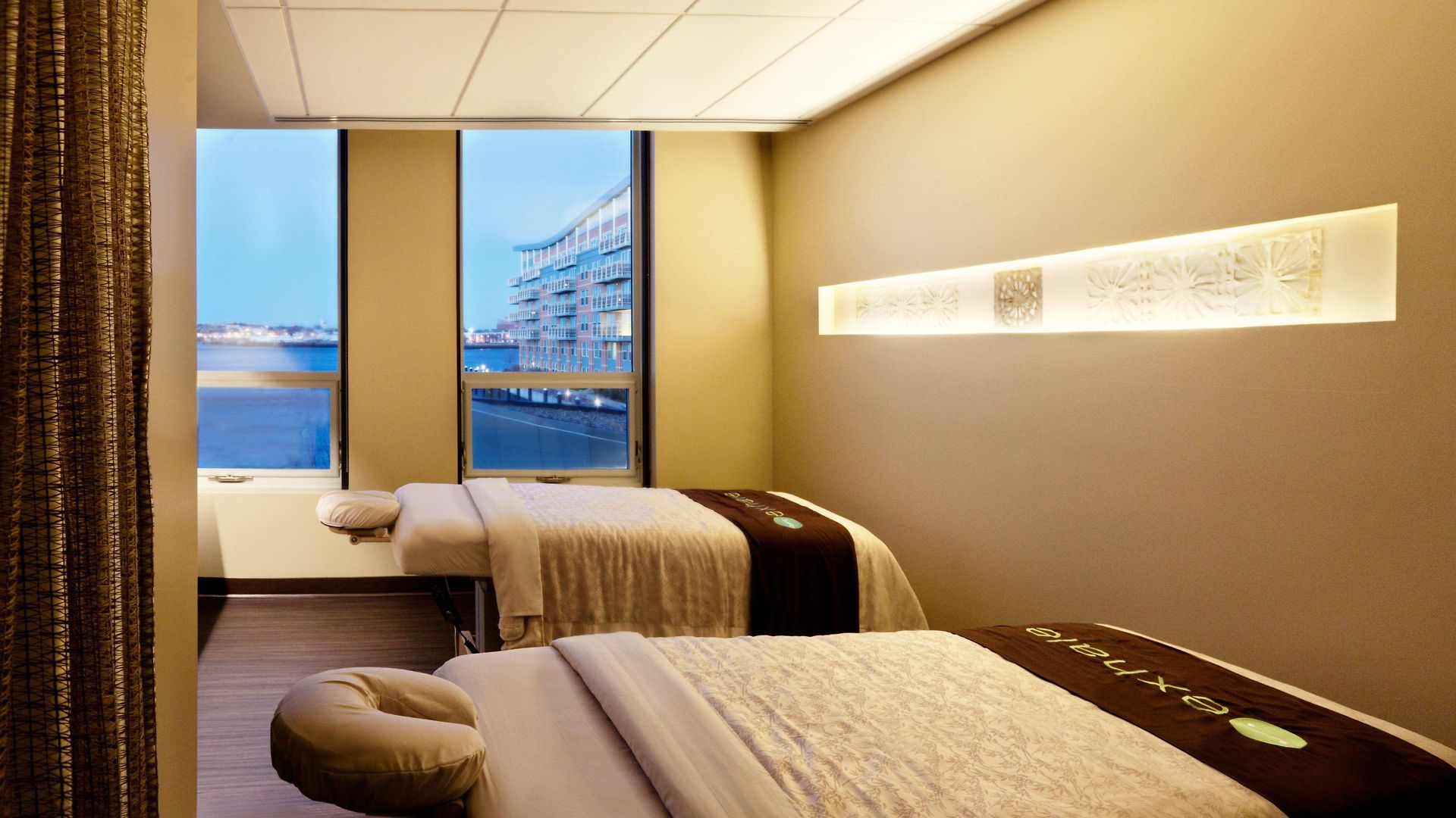 Battery Wharf Hotel, Waterfront Hotel Boston