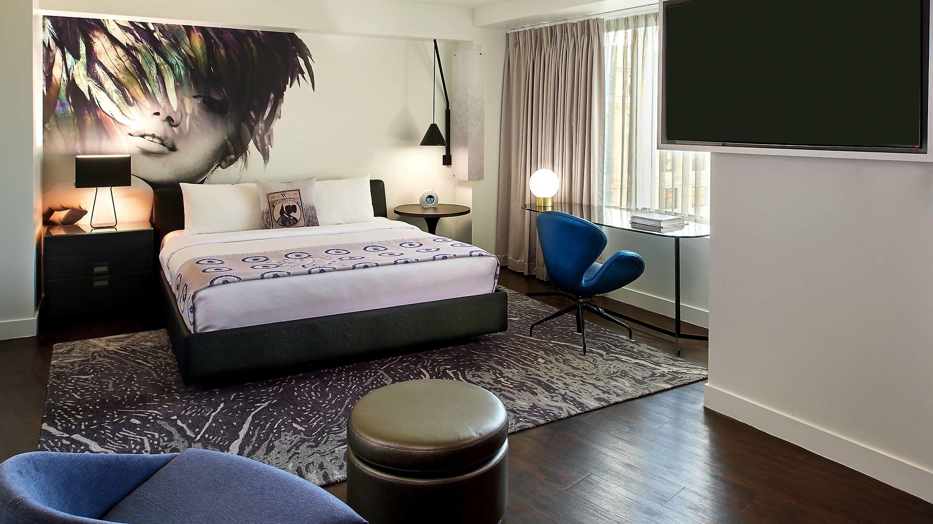 Hotel W