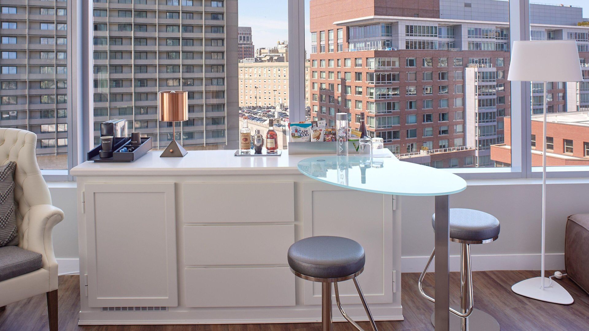 W Hotel 4*