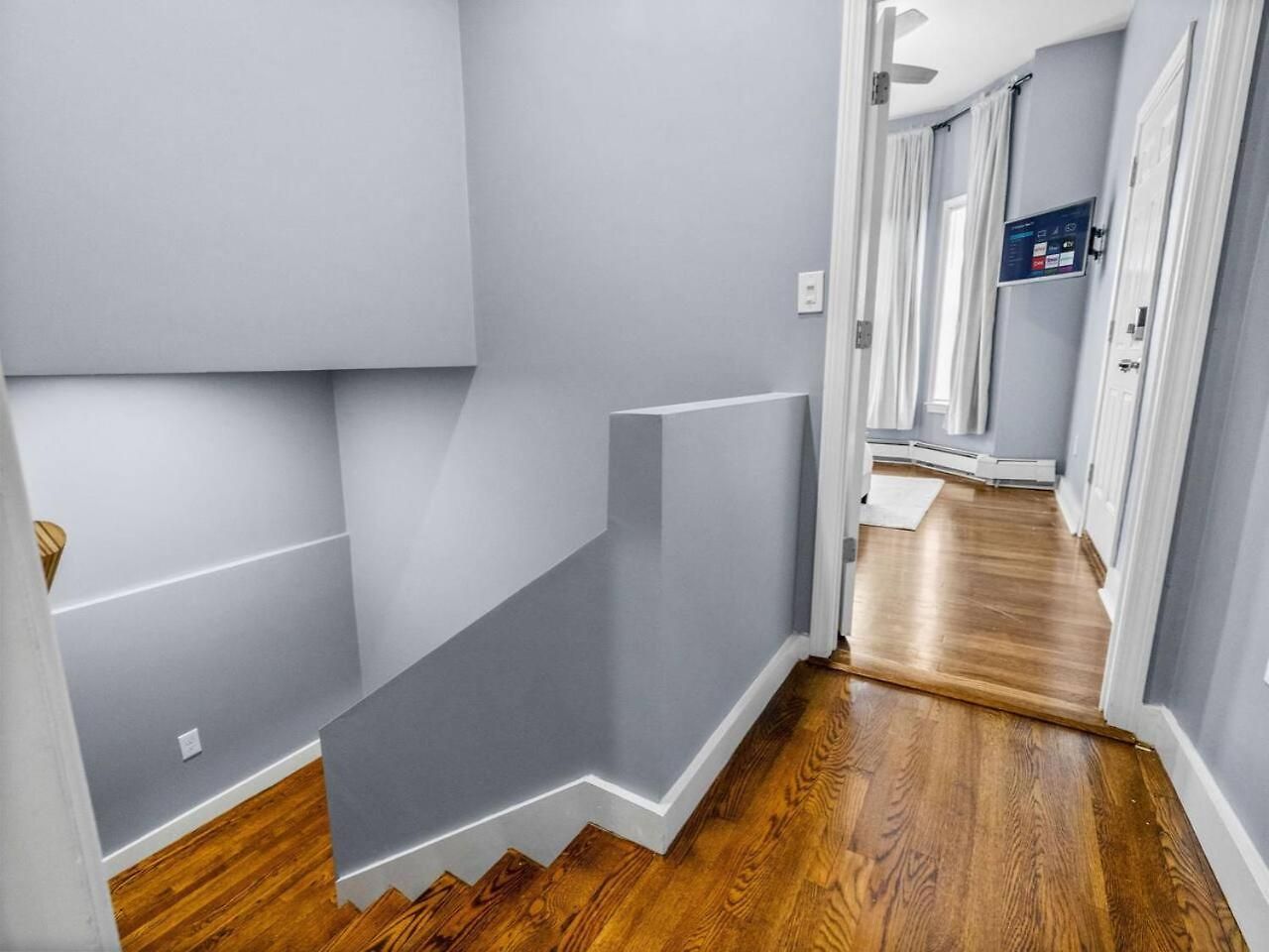 Apartment Luxury 2br In With Free Parking
