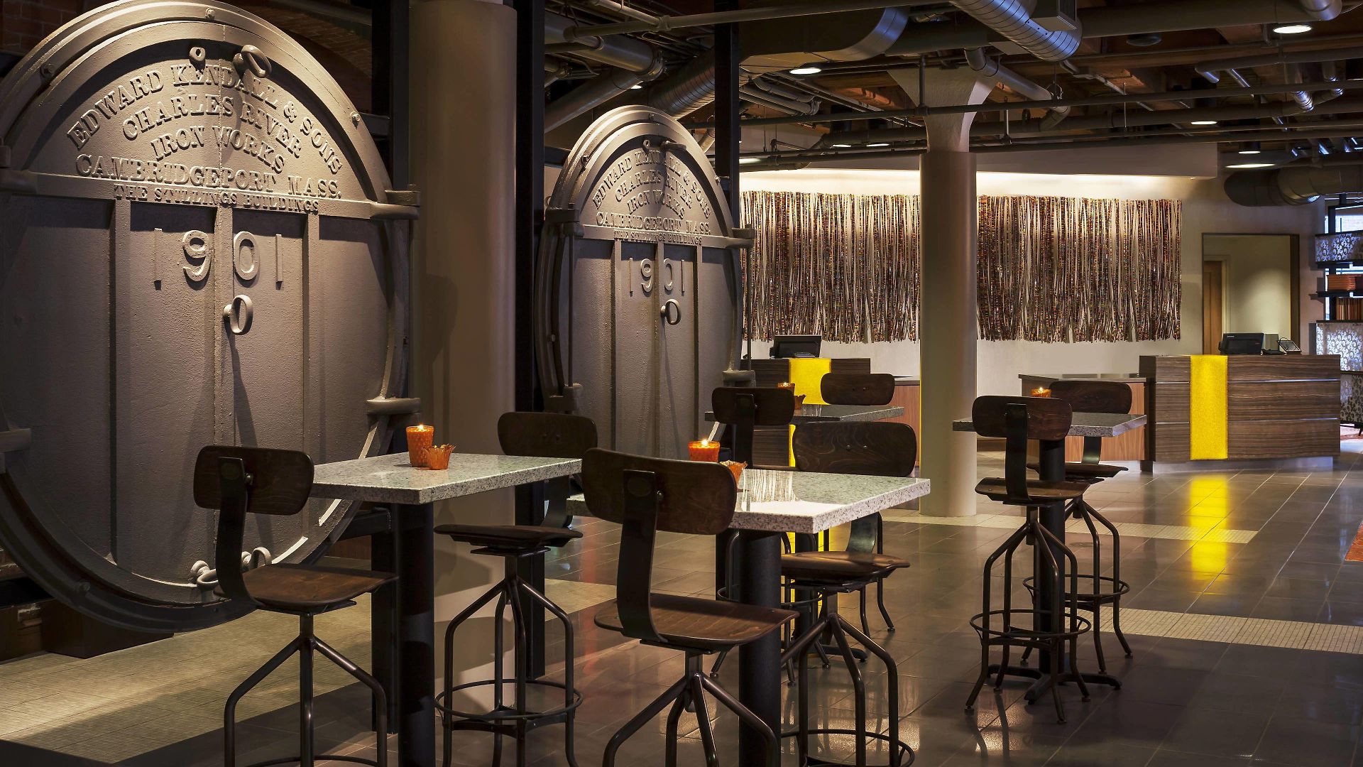Hotel By Marriott Downtown Seaport 3*