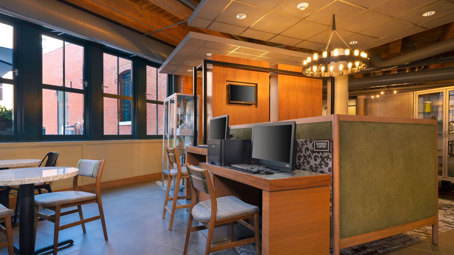 Hotel By Marriott Downtown Seaport Boston
