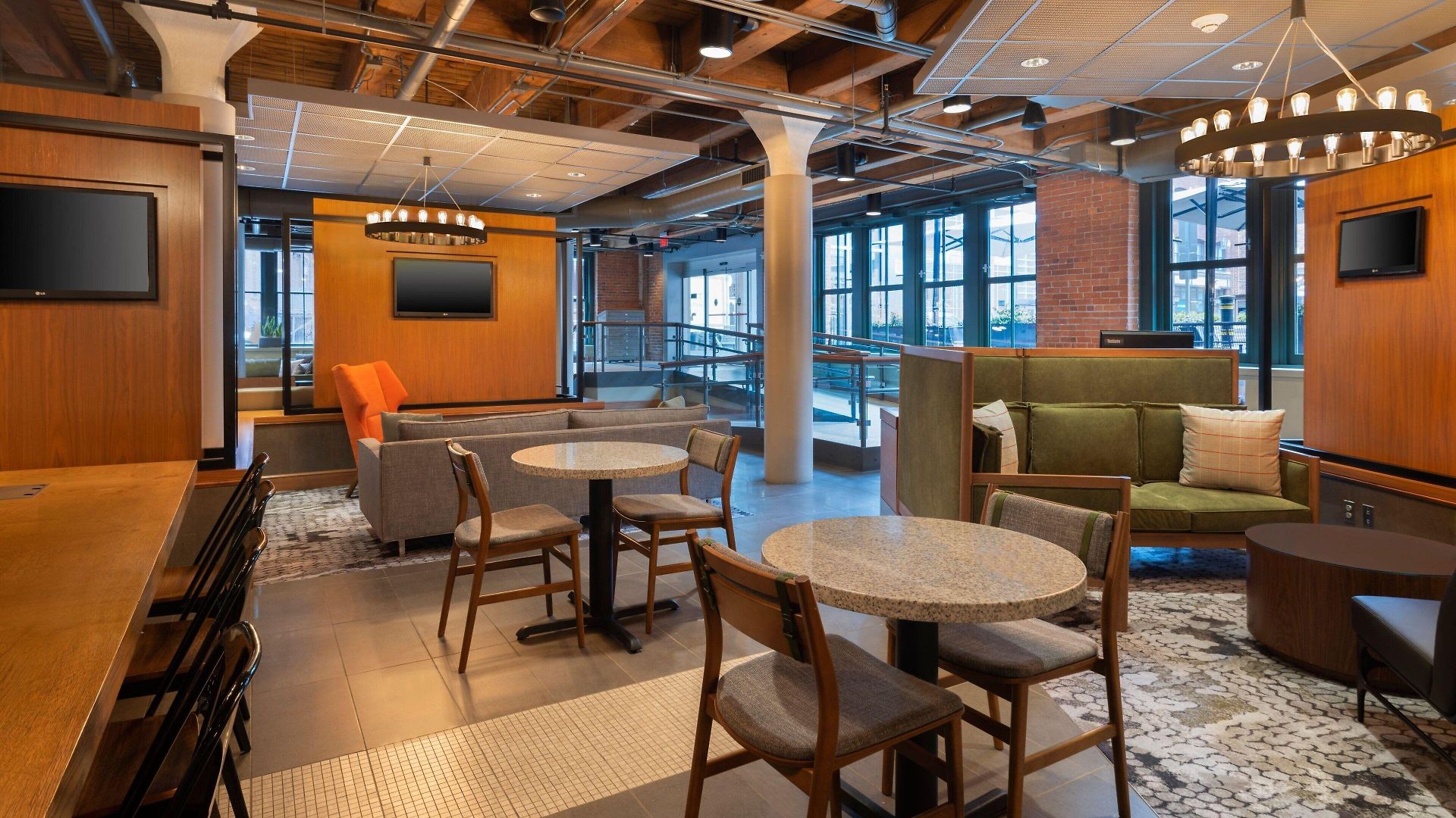 By Marriott Downtown Seaport Hotel Boston