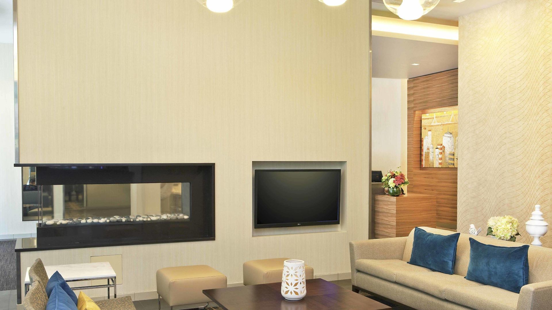By Marriott Back Bay/fenway 3*