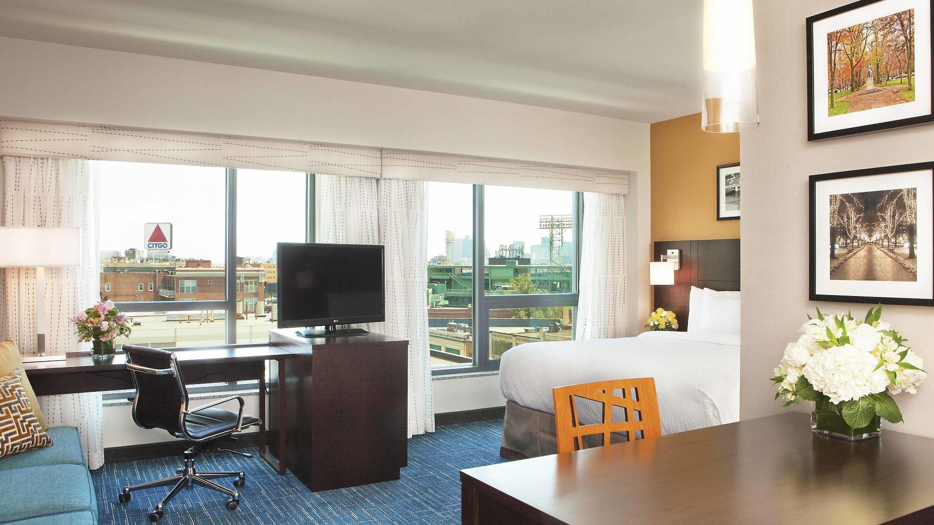 By Marriott Back Bay/fenway