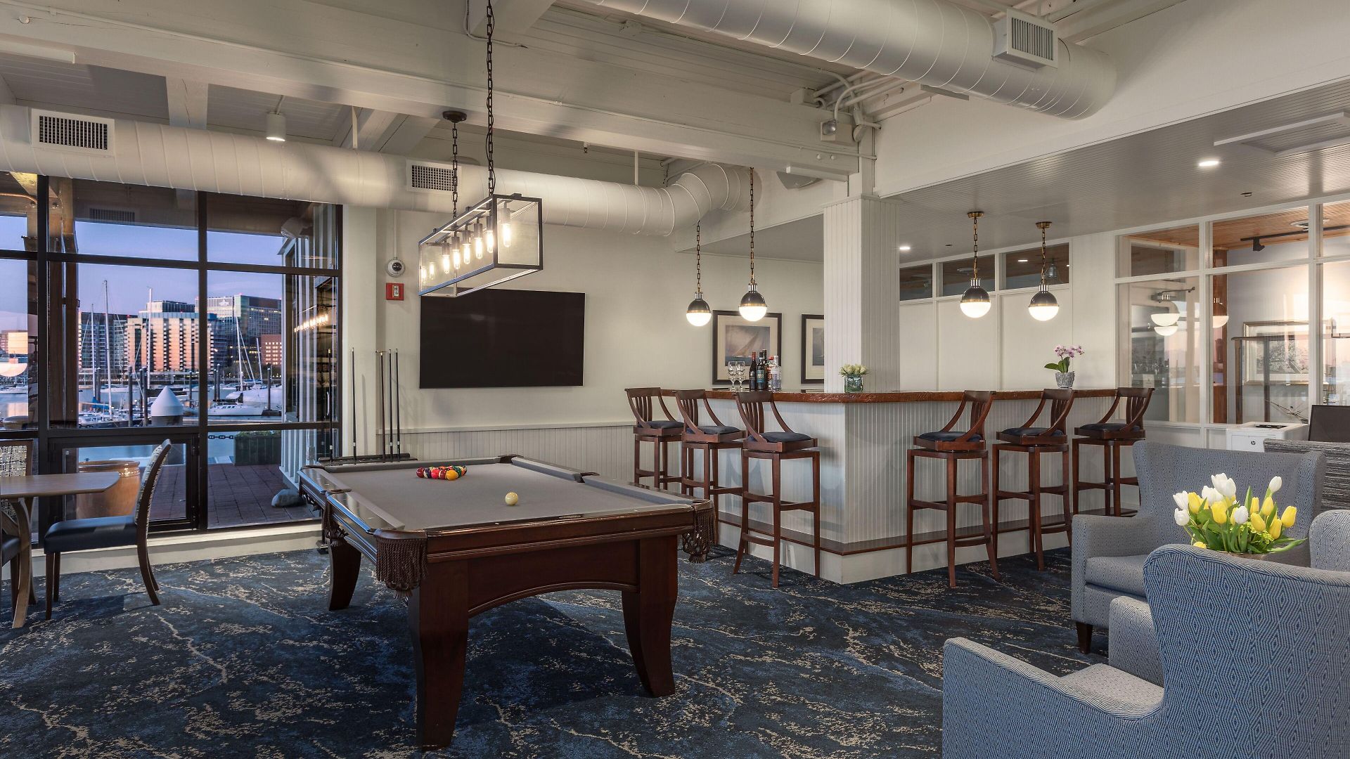 Yacht Haven Inn