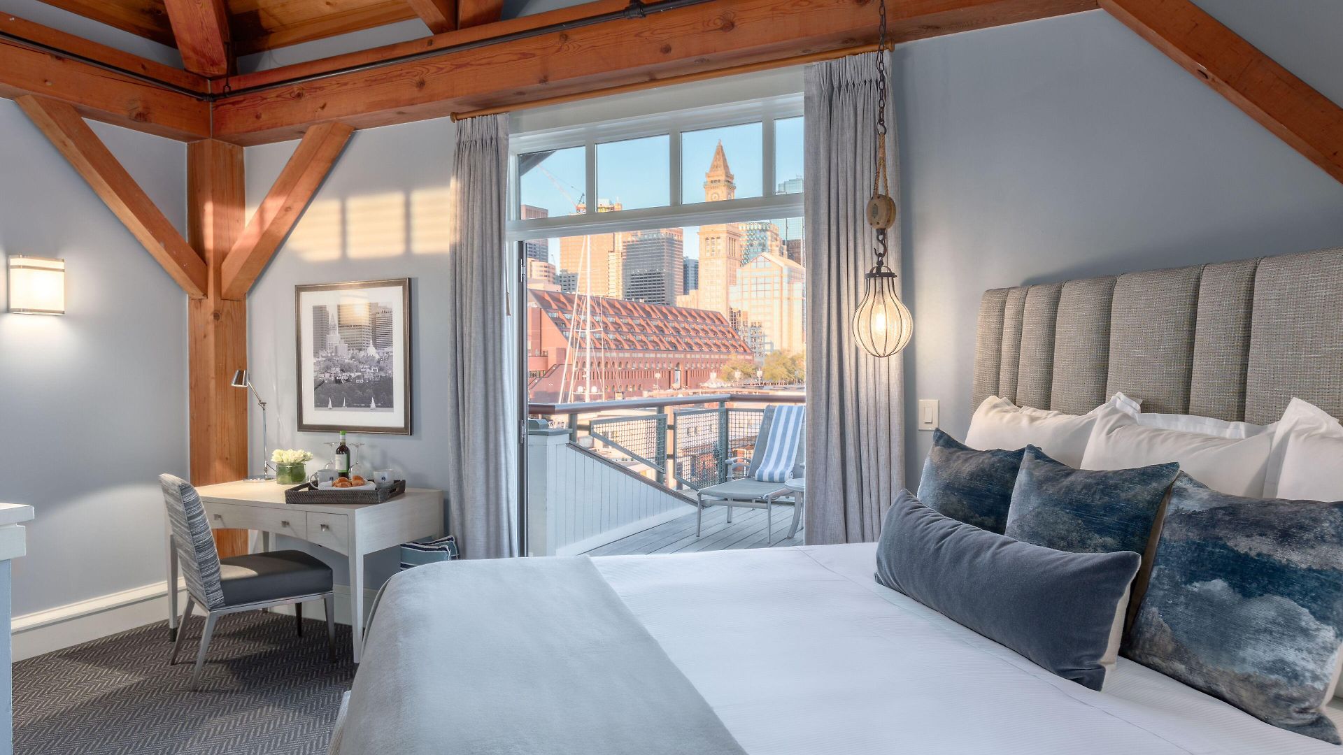 Inn Yacht Haven Boston