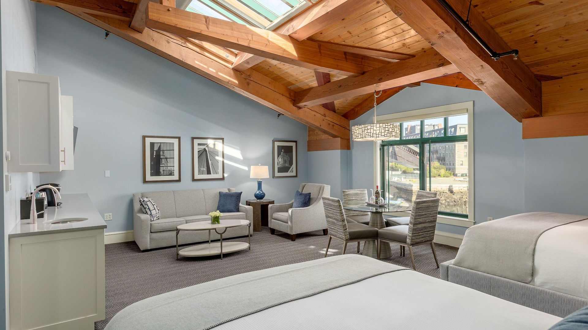 Inn Yacht Haven Boston