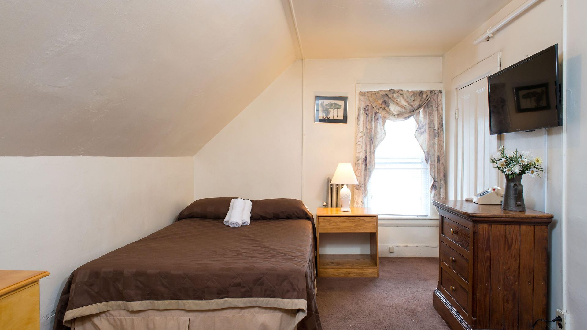 Inn The Farrington
