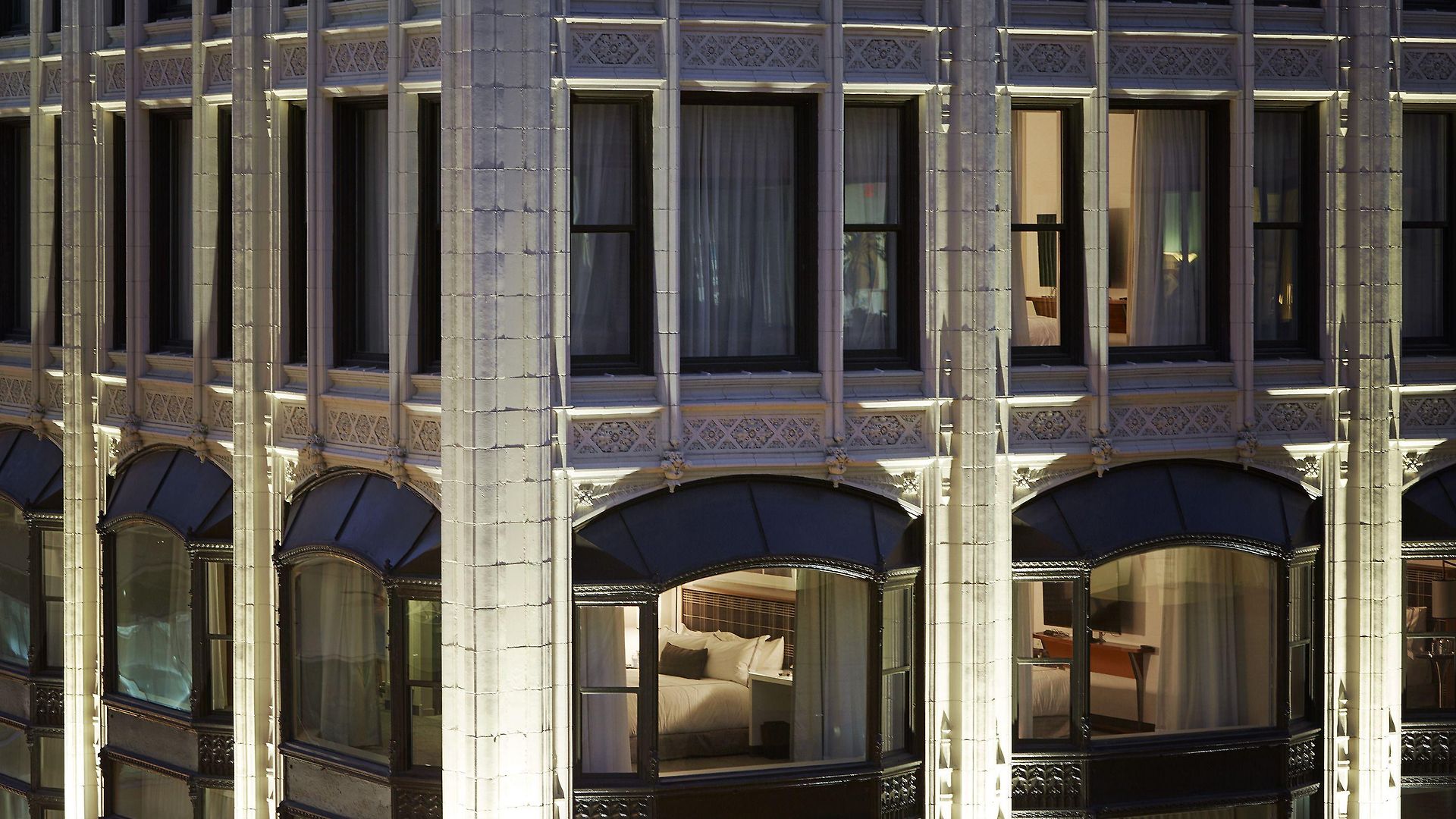 The Godfrey Hotel 4*
