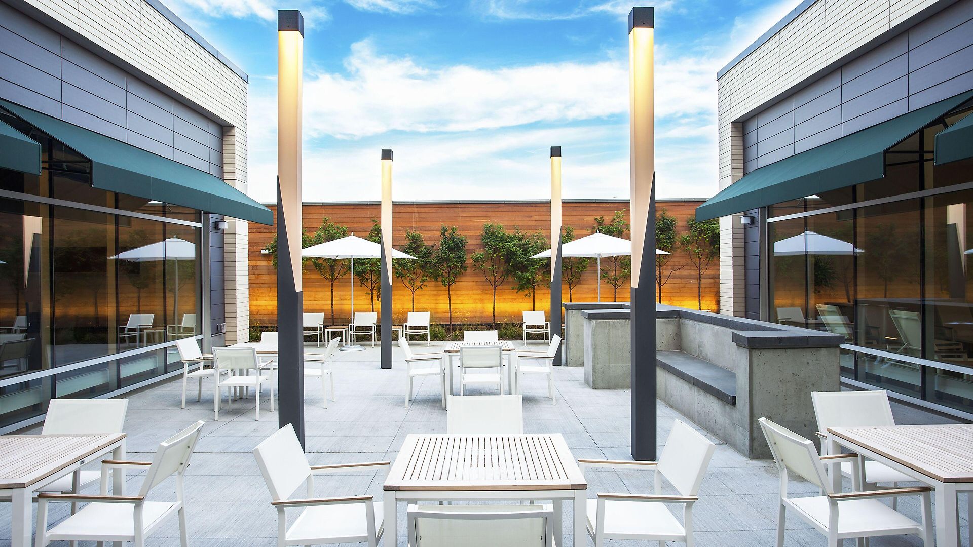 Element By Marriott Seaport District Hotel