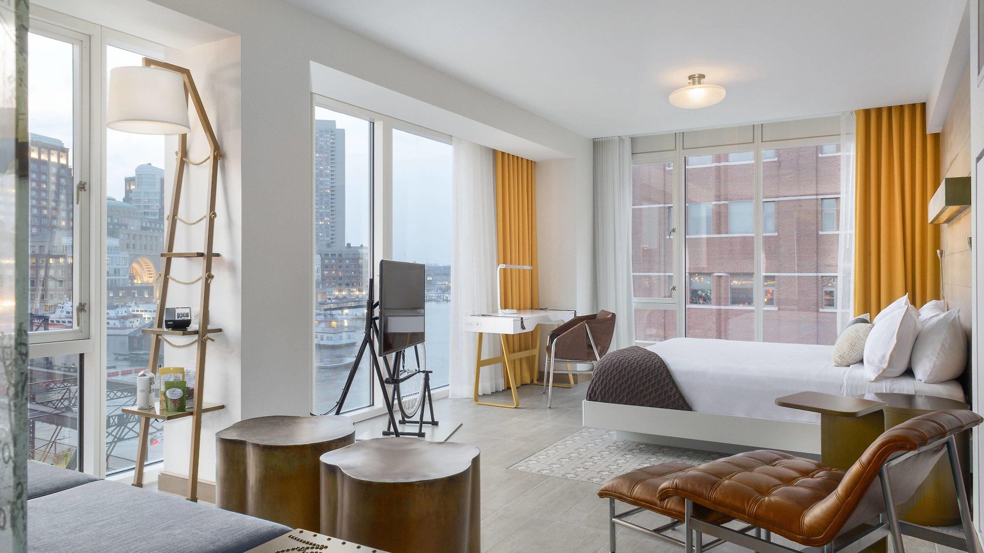 The Envoy Hotel, Autograph Collection Boston