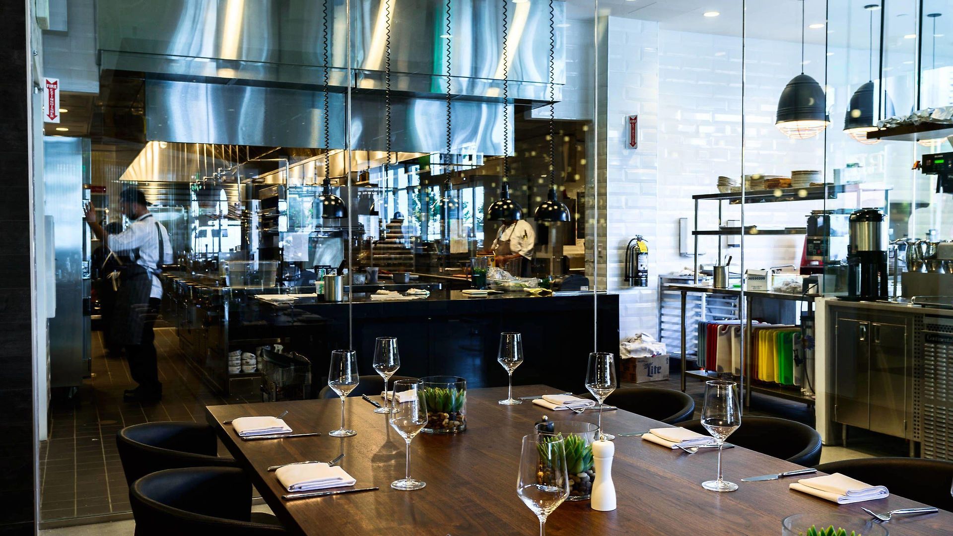 The Envoy Hotel, Autograph Collection Hotel Boston