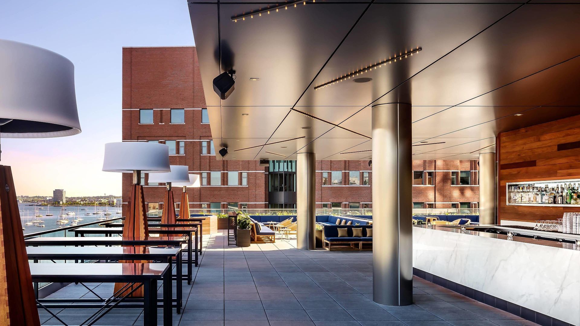 The Envoy Hotel, Autograph Collection Hotel