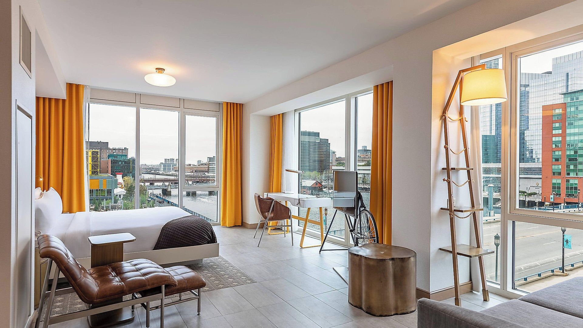The Envoy Hotel, Autograph Collection Boston