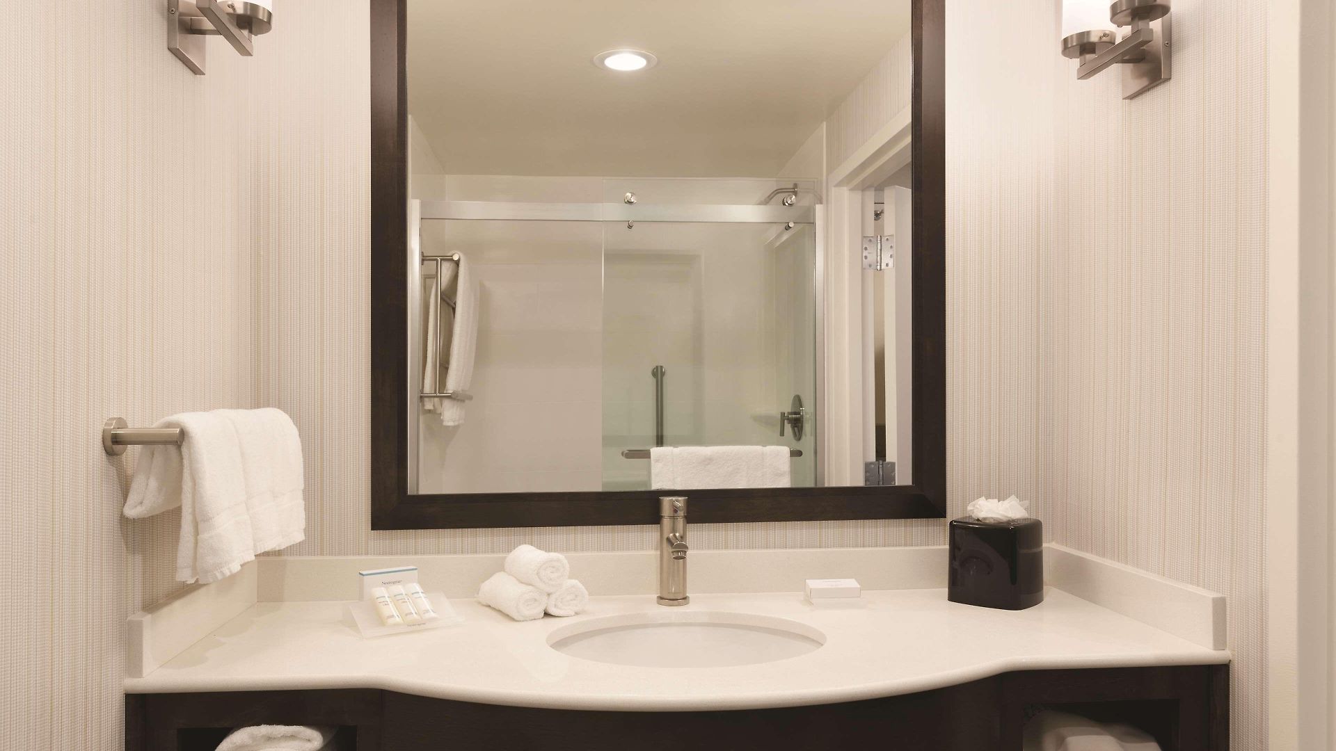 Hilton Garden Logan Airport Boston