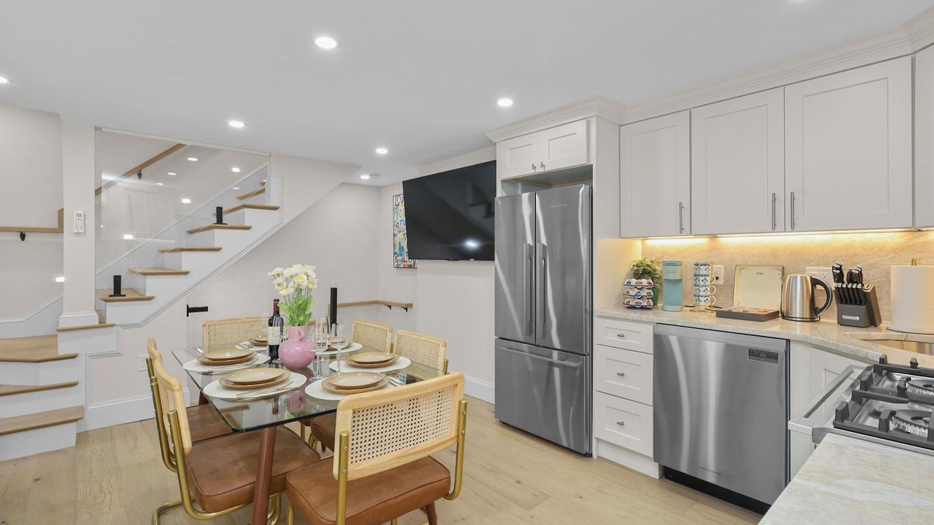 Holiday home 3br3bth Entire House Steps To Downtown & Td Garden *