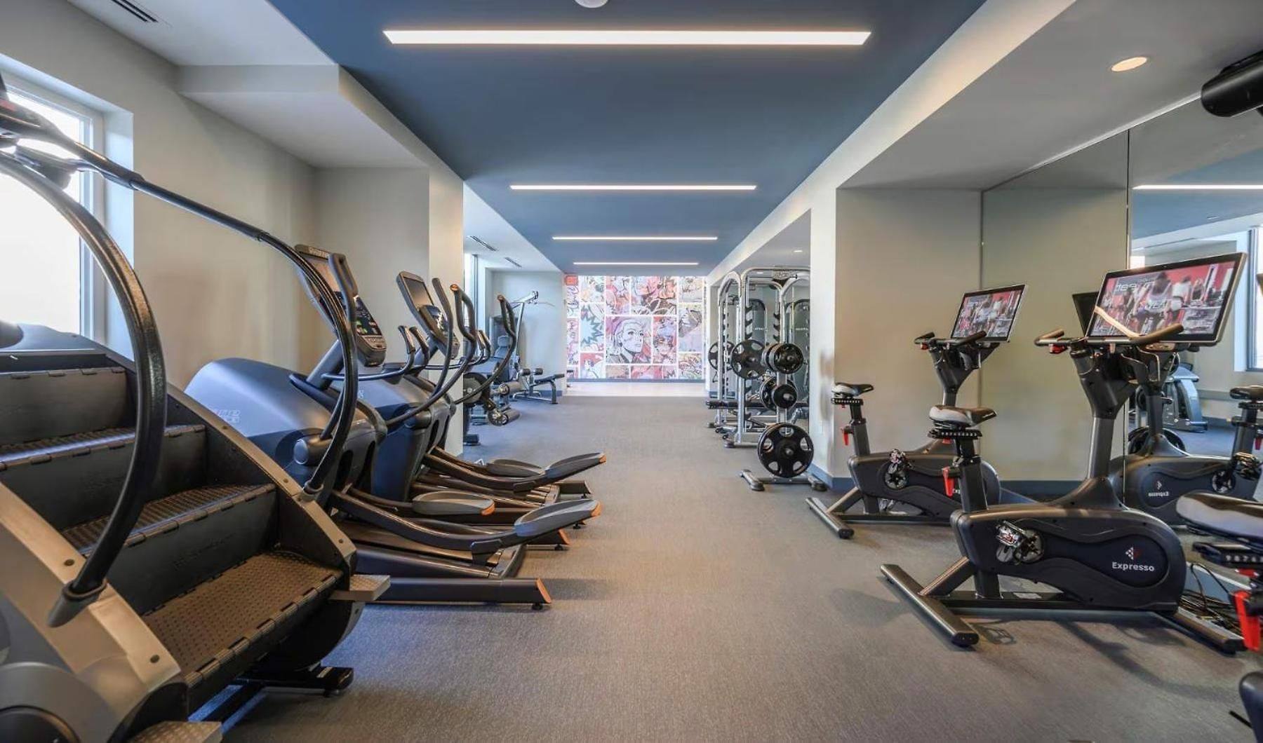 Aparthotel Hyatus Luxury Residences South Bay Designer Collection