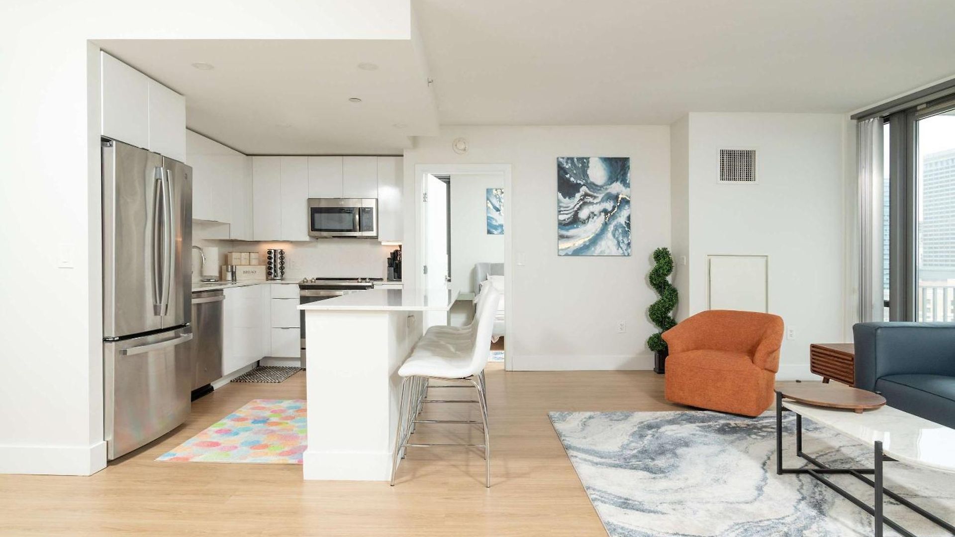 2br Penthouse Common Dt Apartment