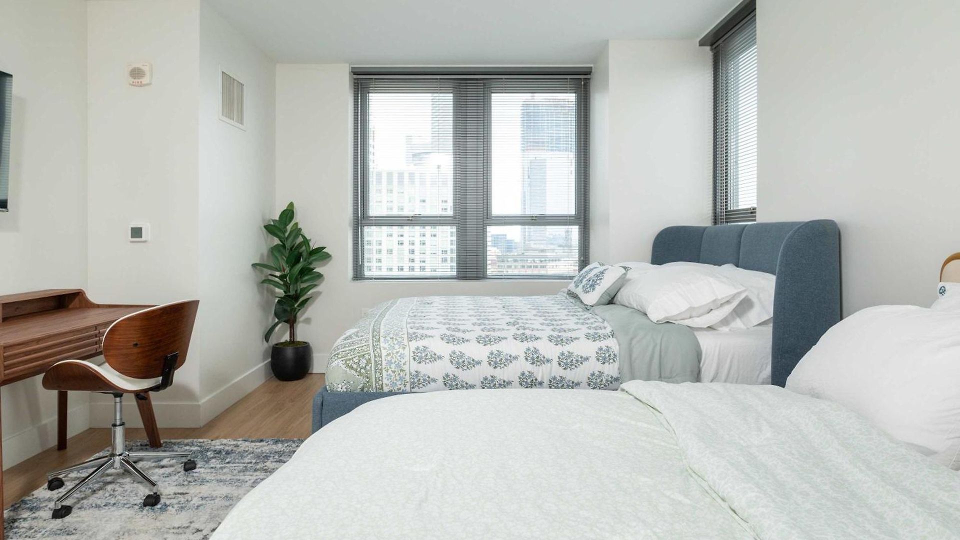 2br Penthouse Common Dt *