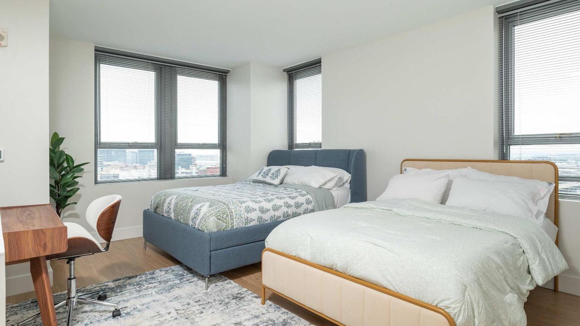 2br Penthouse Common Dt Boston