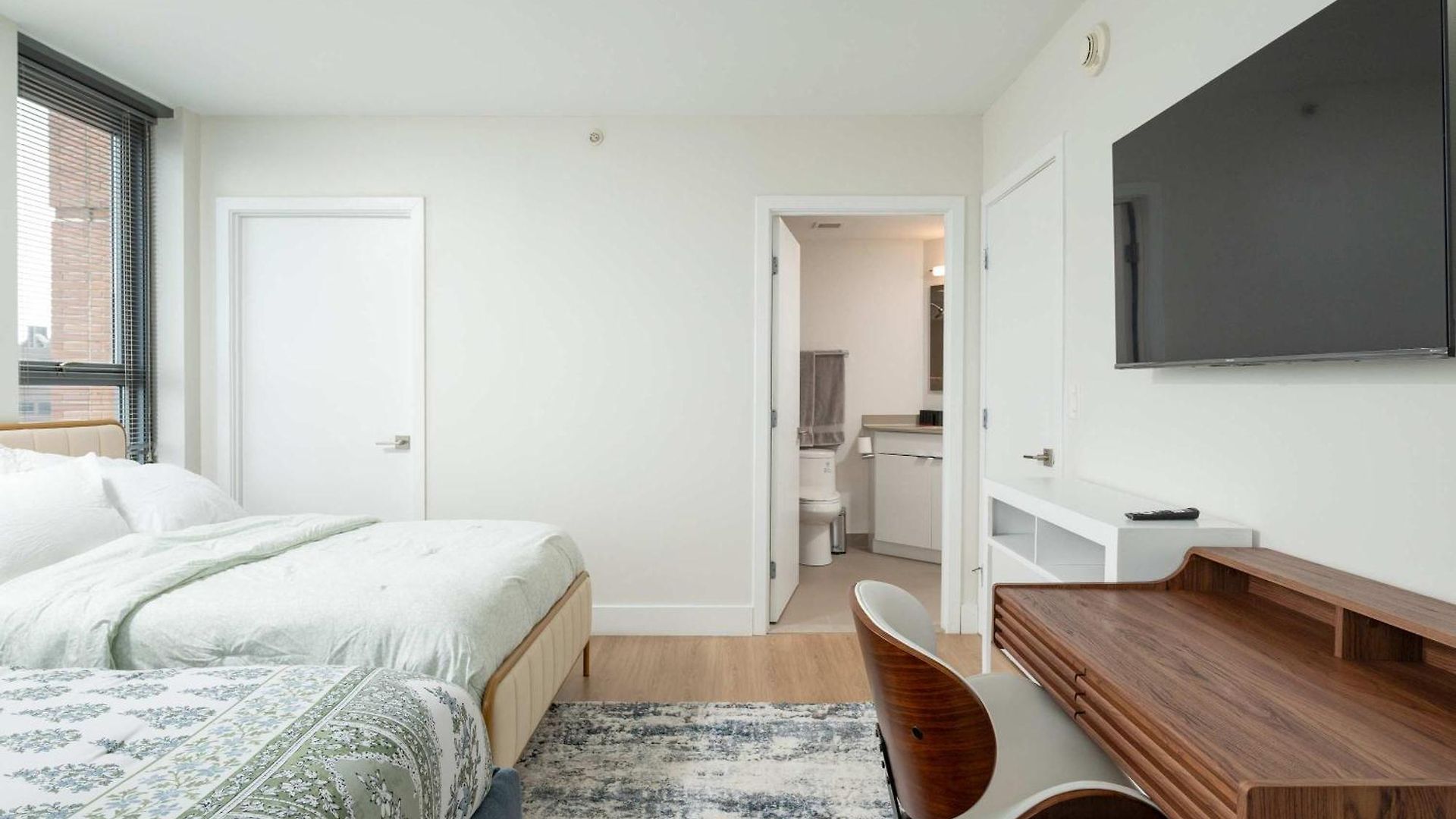 2br Penthouse Common Dt