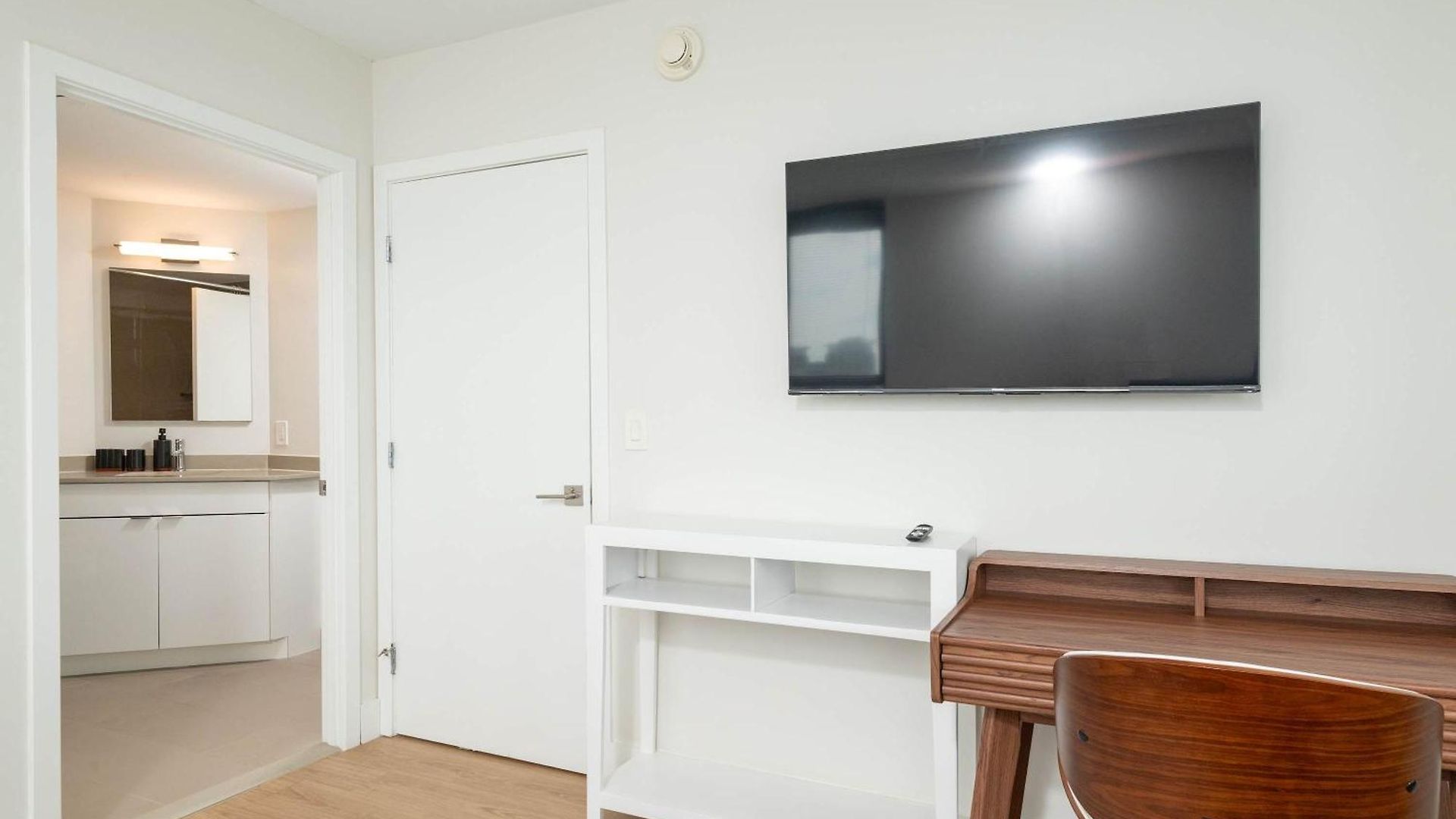 Apartment 2br Penthouse Common Dt