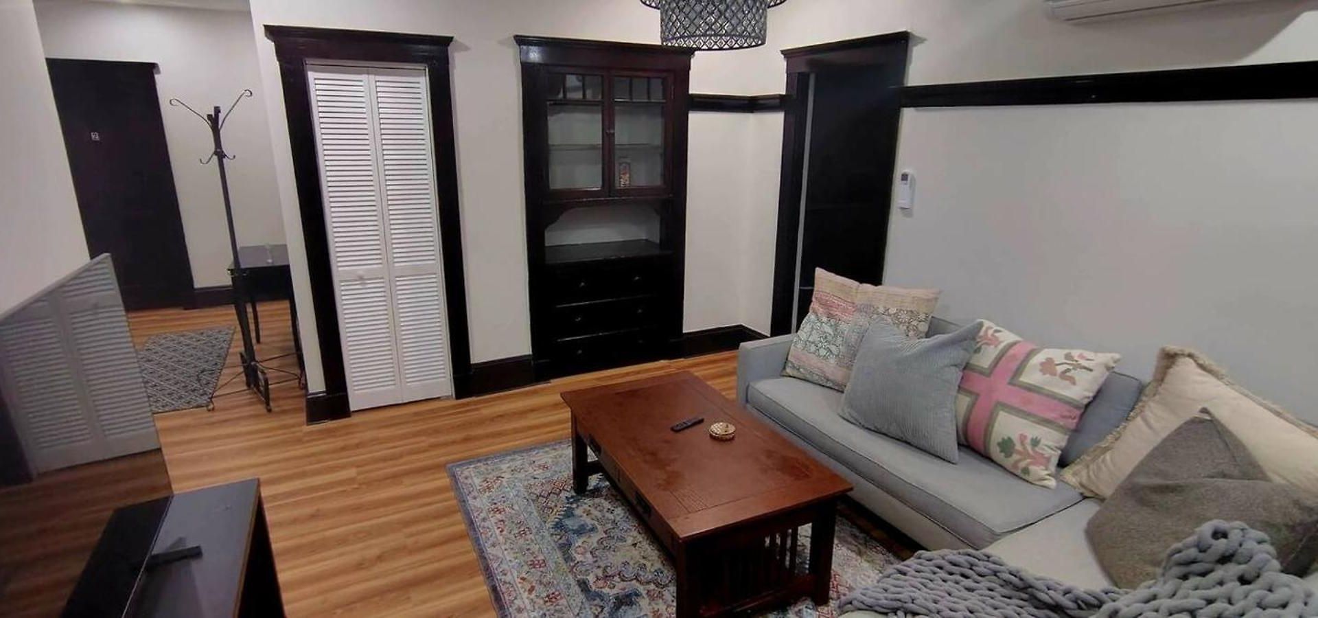 Apartment Cozy Classic With Queen Size Bed *