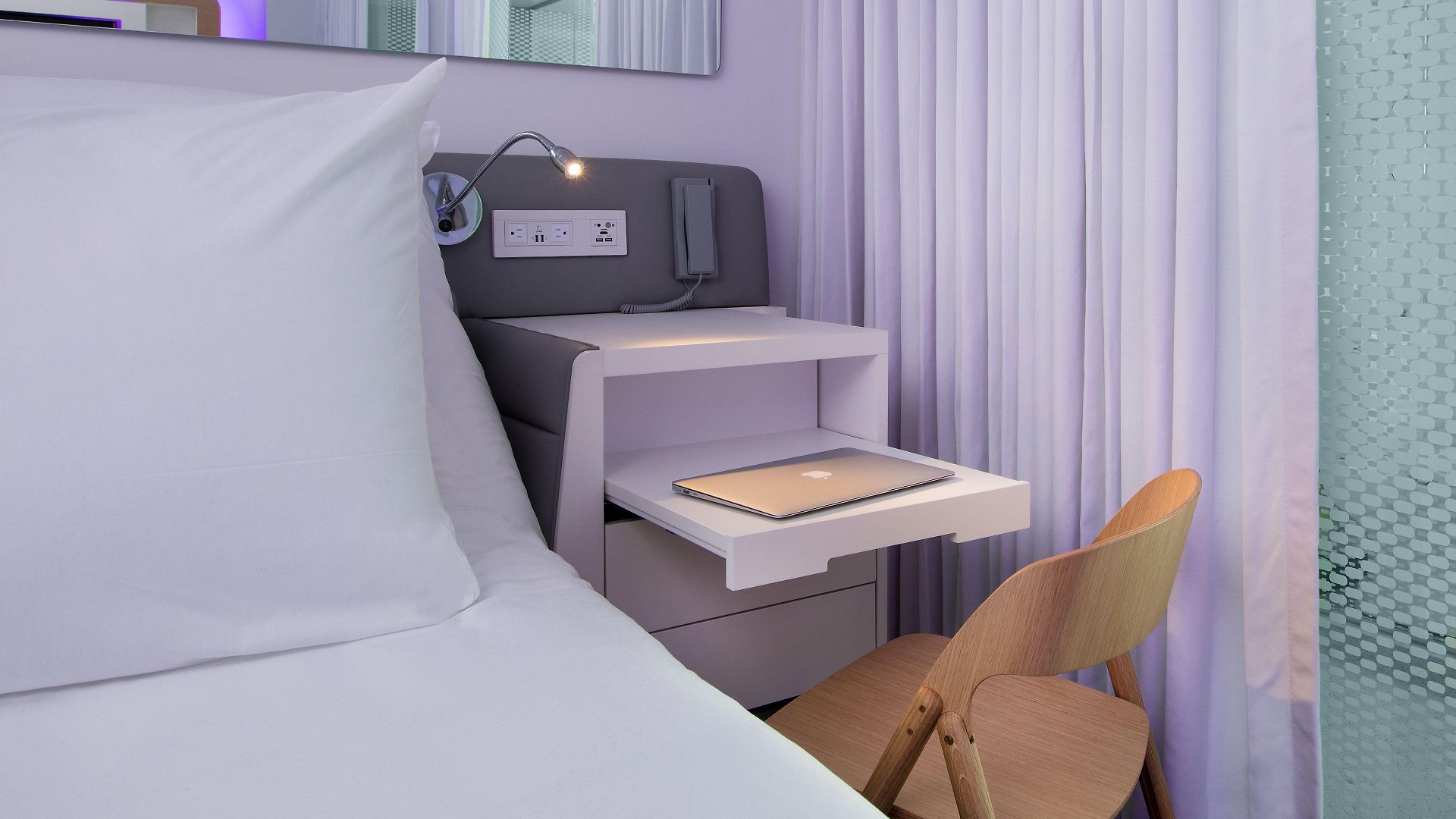 Hotel Yotel 4*