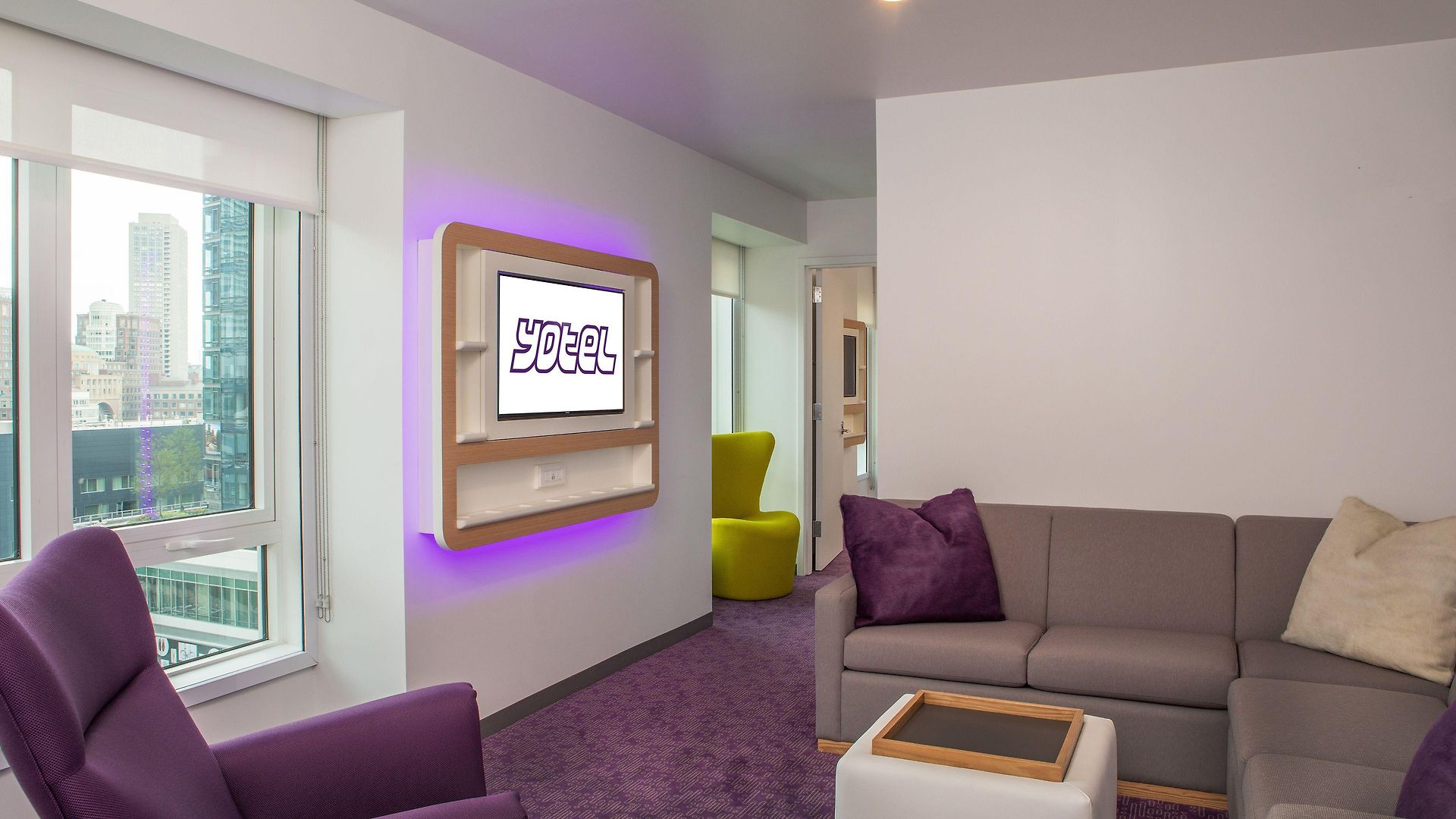 Yotel Hotel 4*