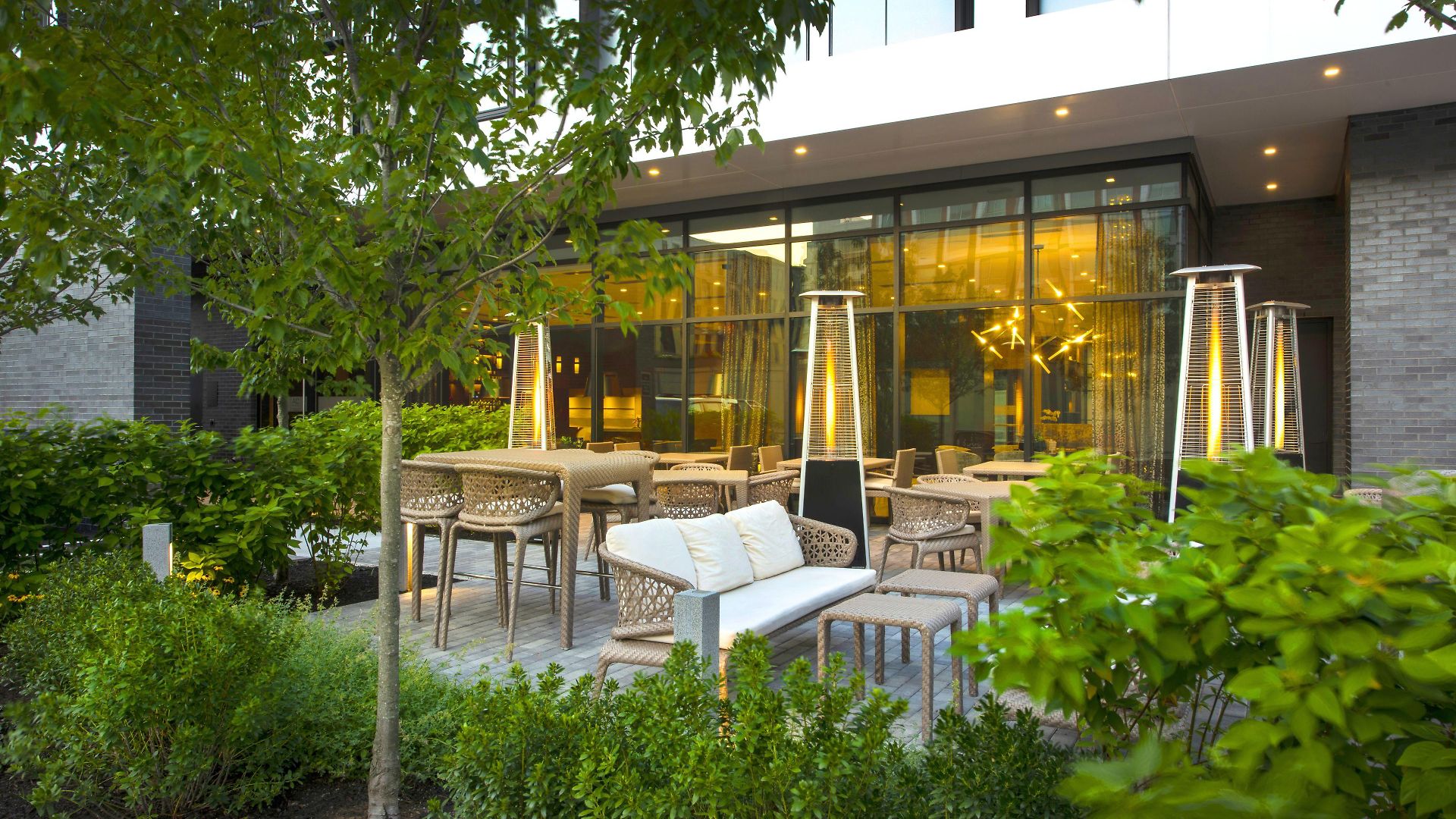 Hotel Ac By Marriott Downtown 4*