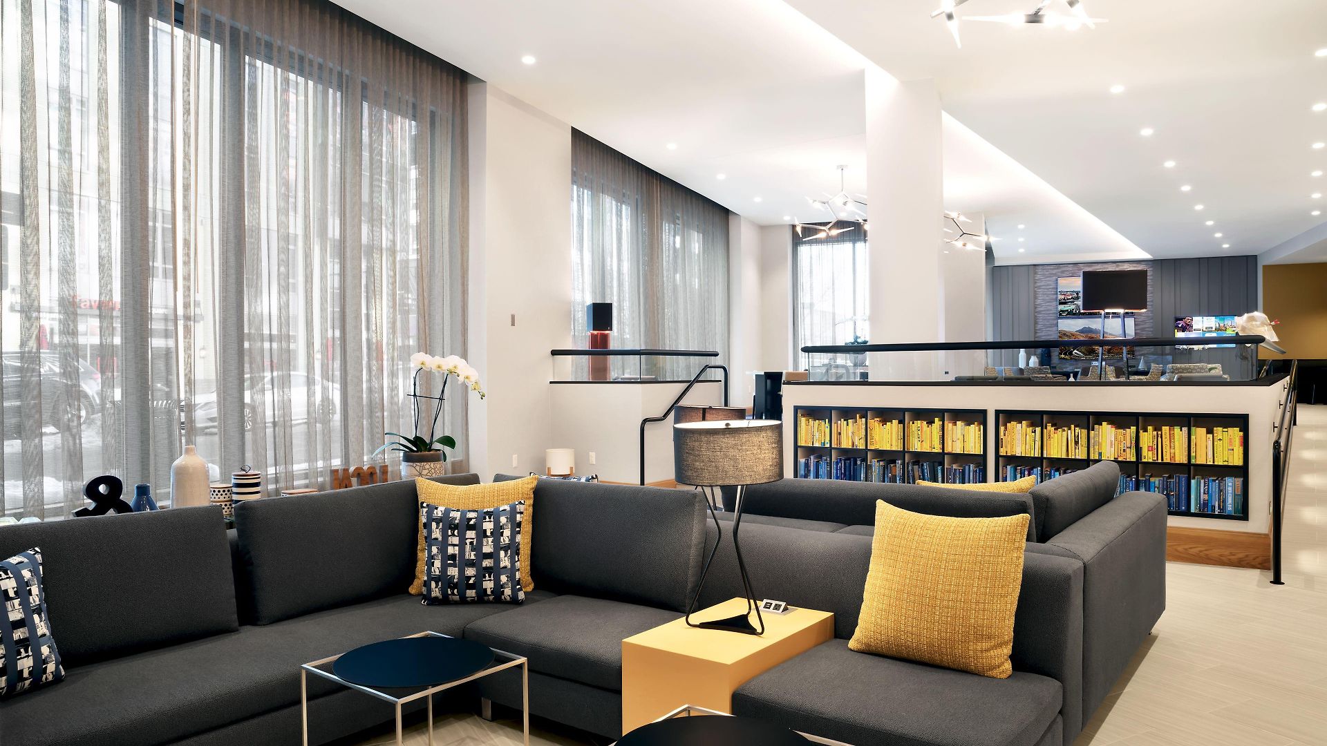 Courtyard Downtown/north Station 3*