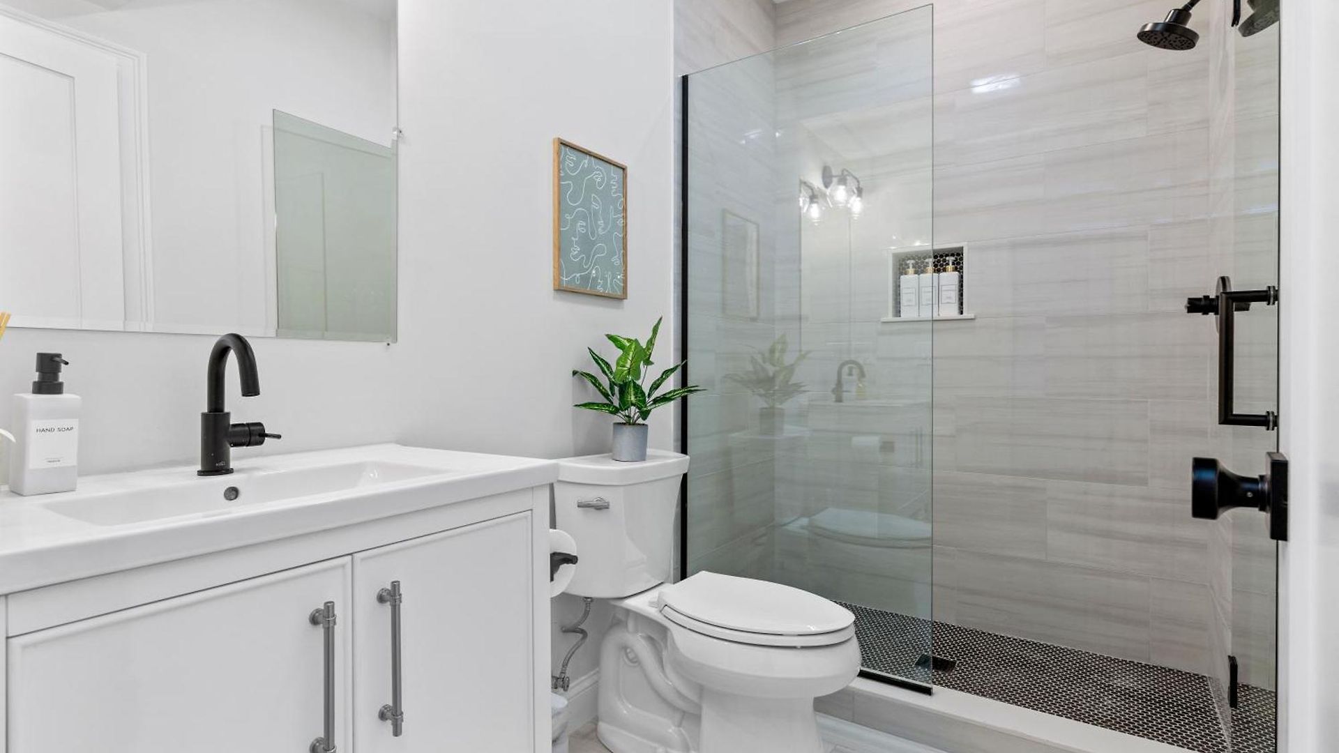 Apartment 5br 3bath 6beds Boston