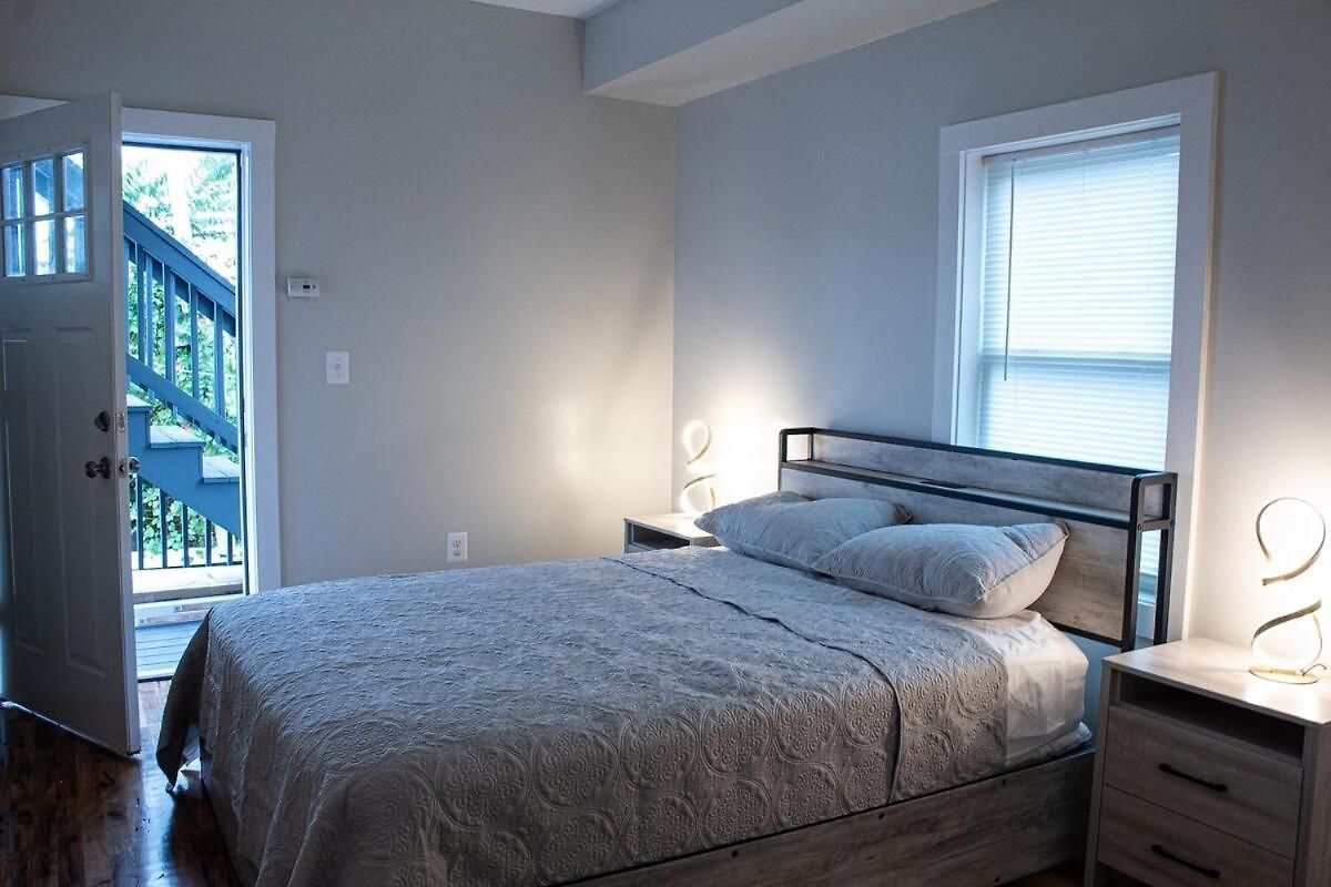 Modern 3br Walk To Subway 2 Min To Logan Airport *