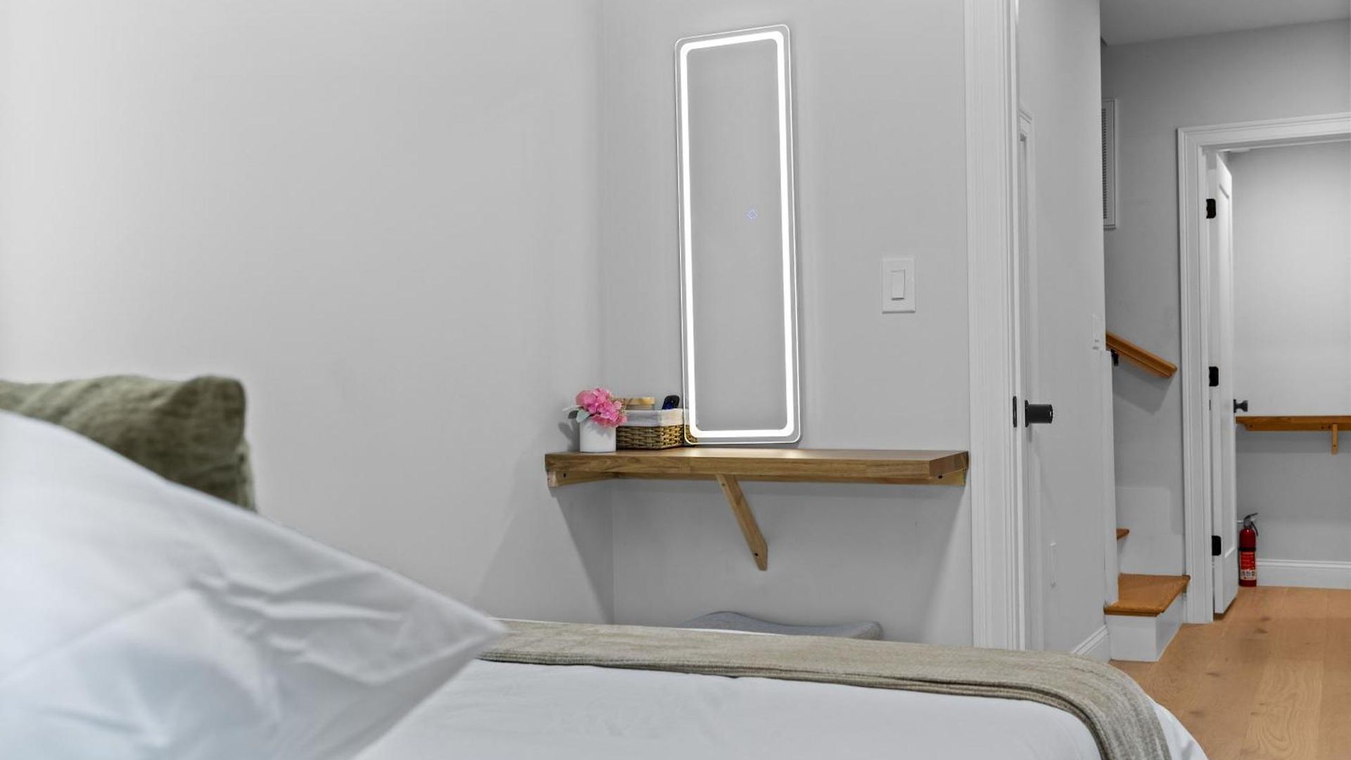 Apartment 5br 3bath 6beds *