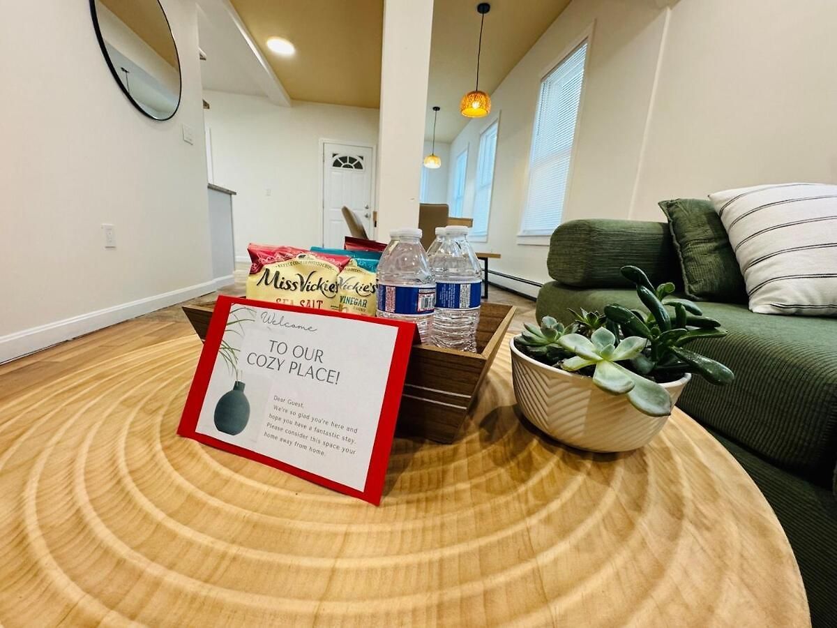 Apartment Spacious 3br Near Free Parking