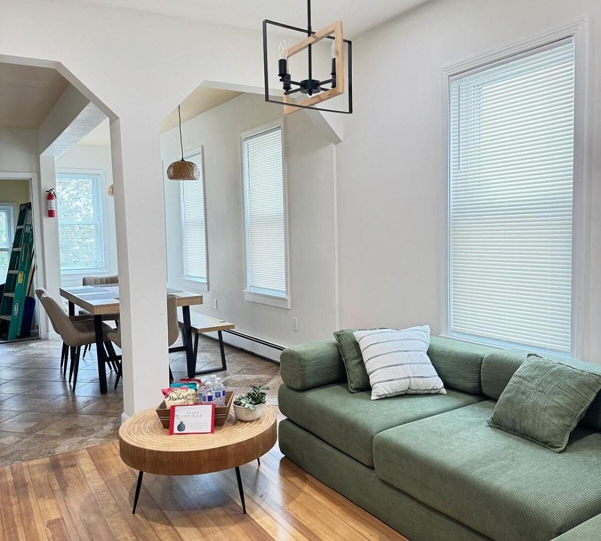 Spacious 3br Near Free Parking