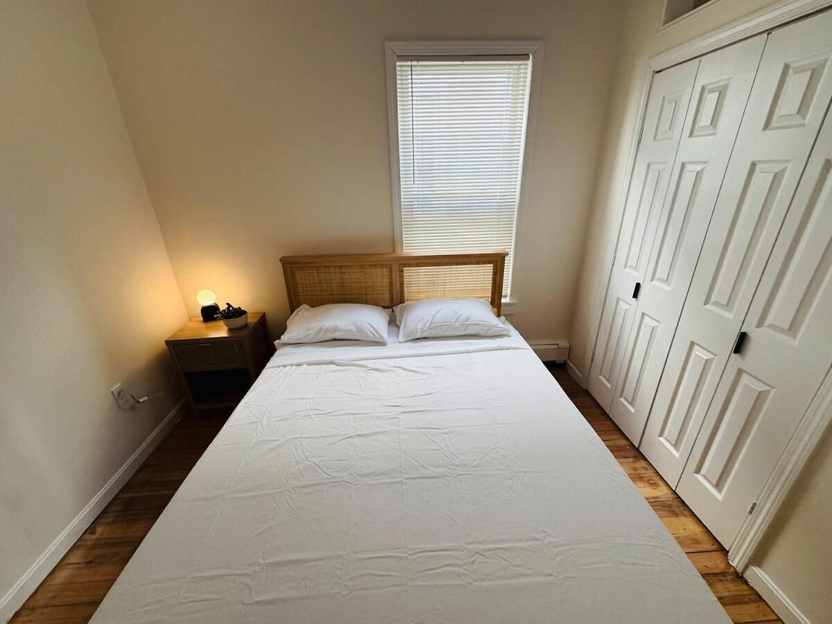 Apartment Spacious 3br Near Free Parking