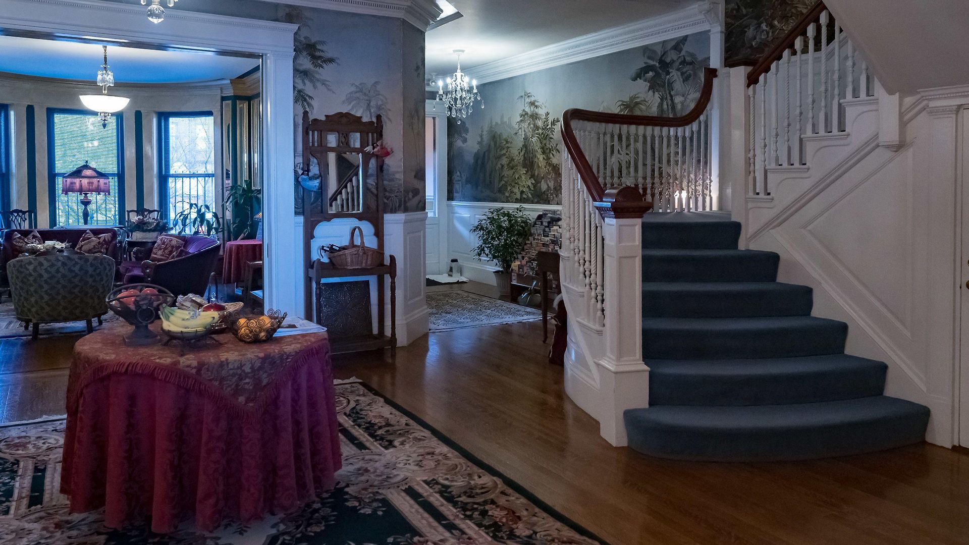 Bed & Breakfast The Gryphon House Boston