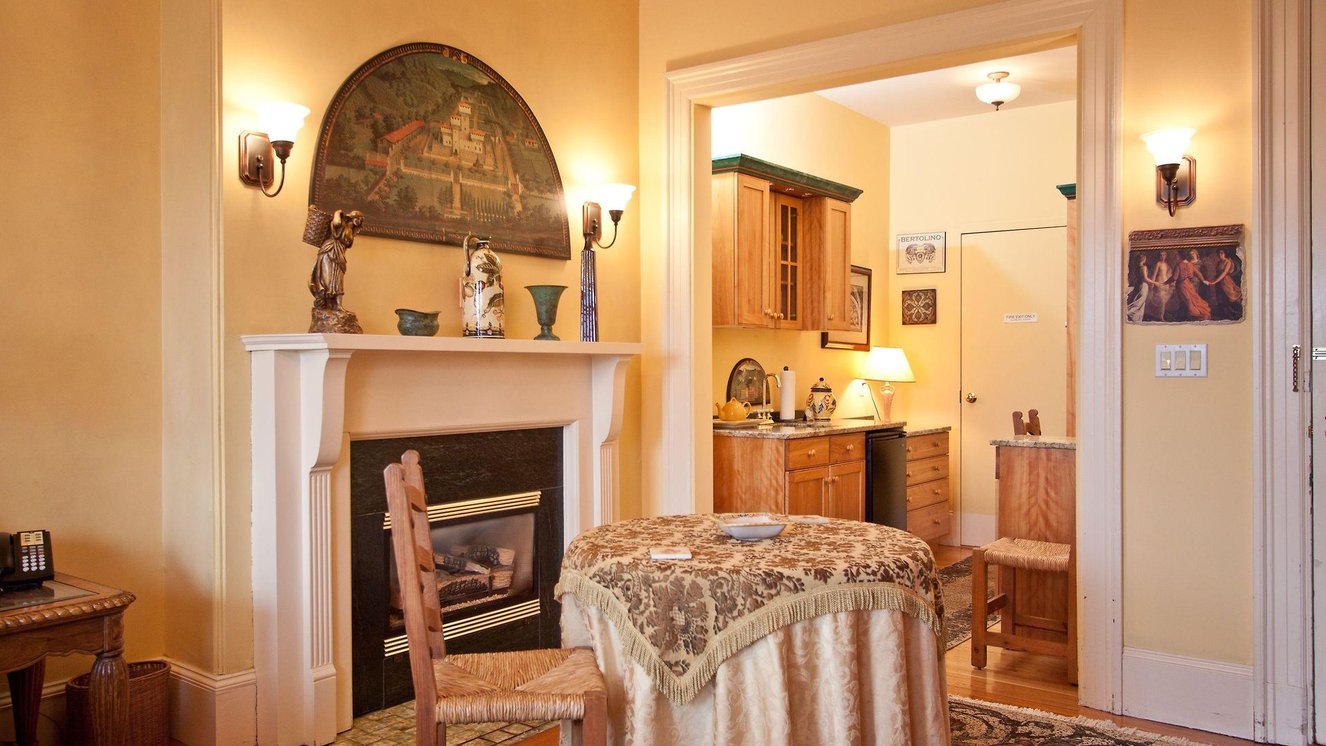 Bed & Breakfast The Gryphon House 3*