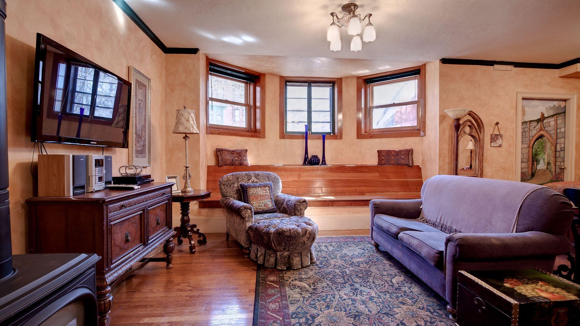 The Gryphon House 3* Boston