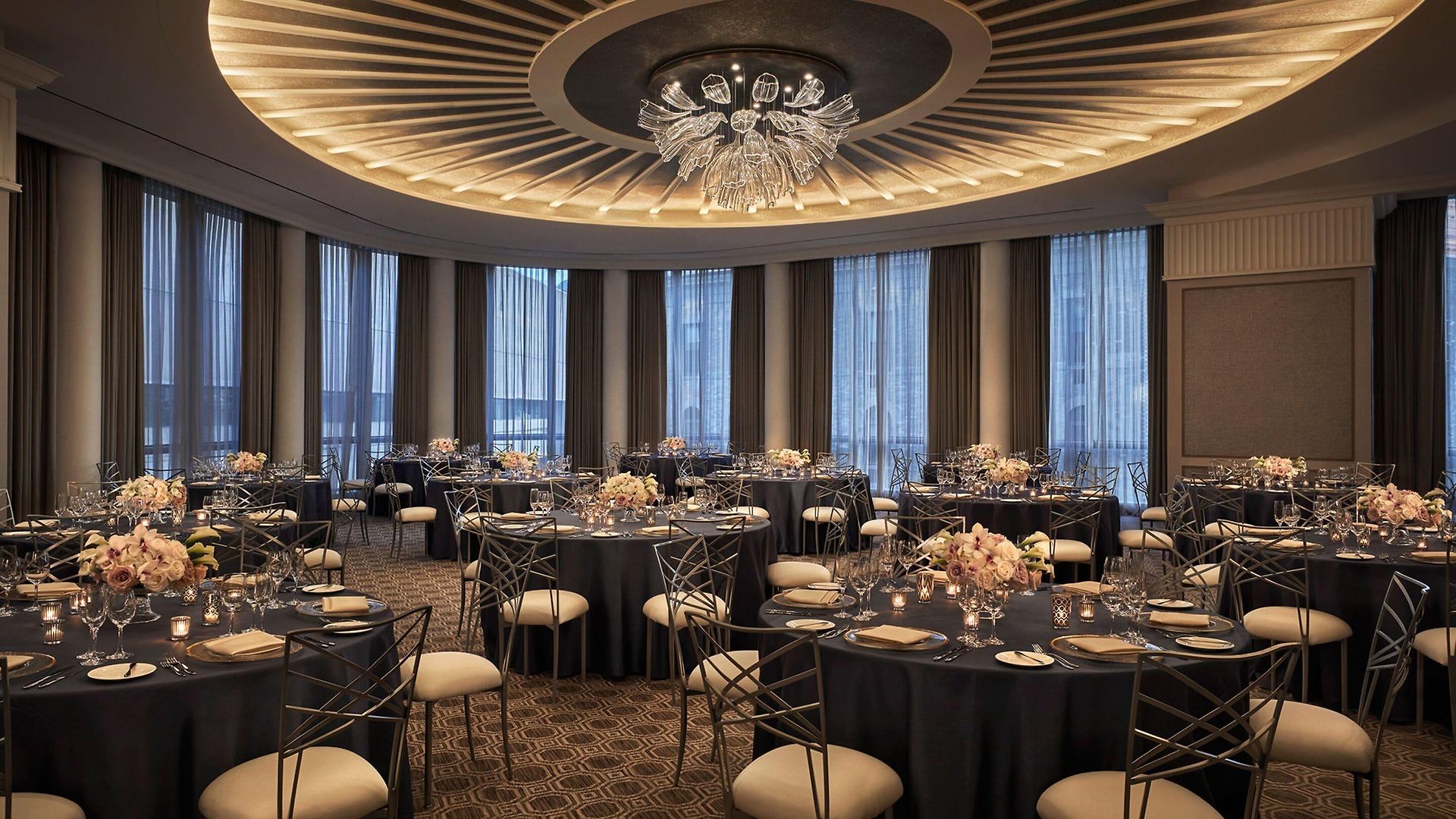 Four Seasons One Dalton Street, Boston