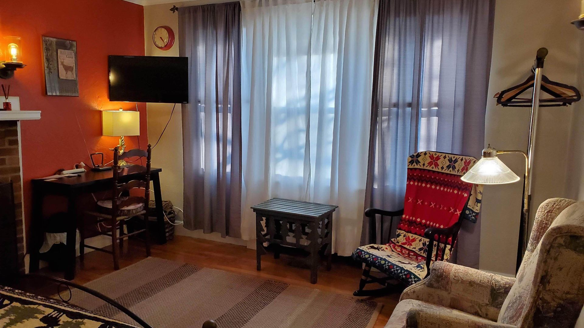 Natalie House Bed & Breakfast